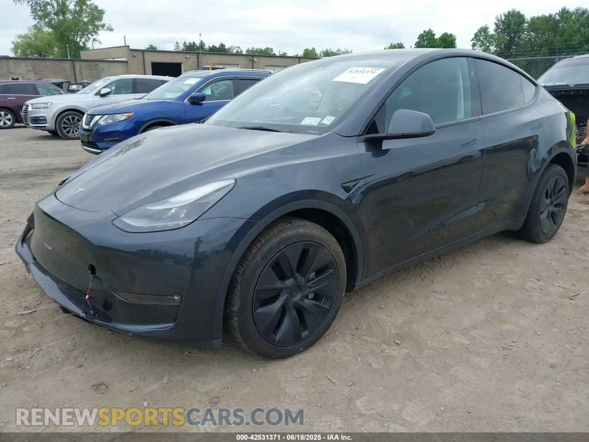 2 Фотография поврежденного автомобиля 7SAYGDEE2SF305808 TESLA MODEL Y 2025