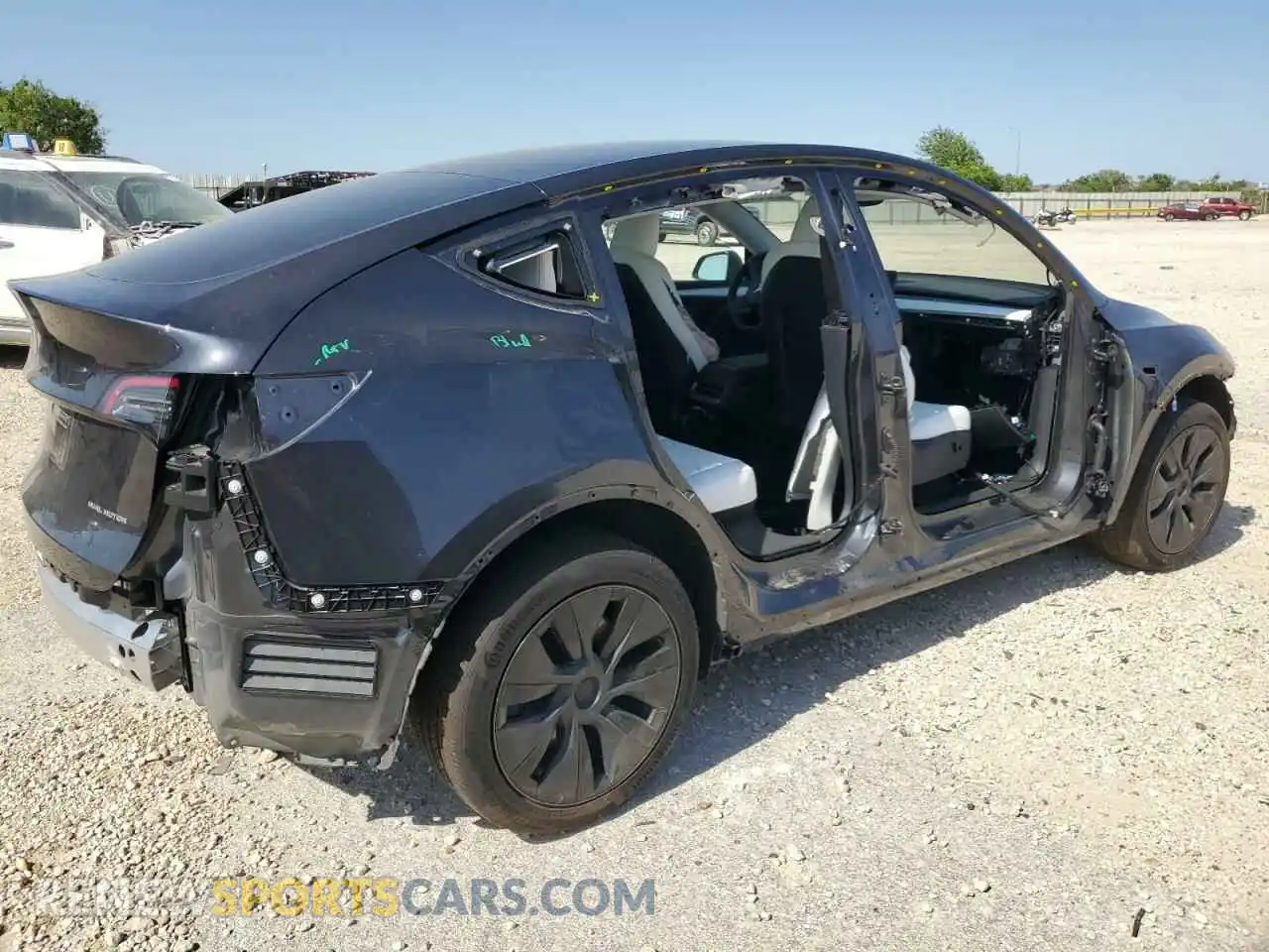 3 Photograph of a damaged car 7SAYGDEE3SA343187 TESLA MODEL Y 2025