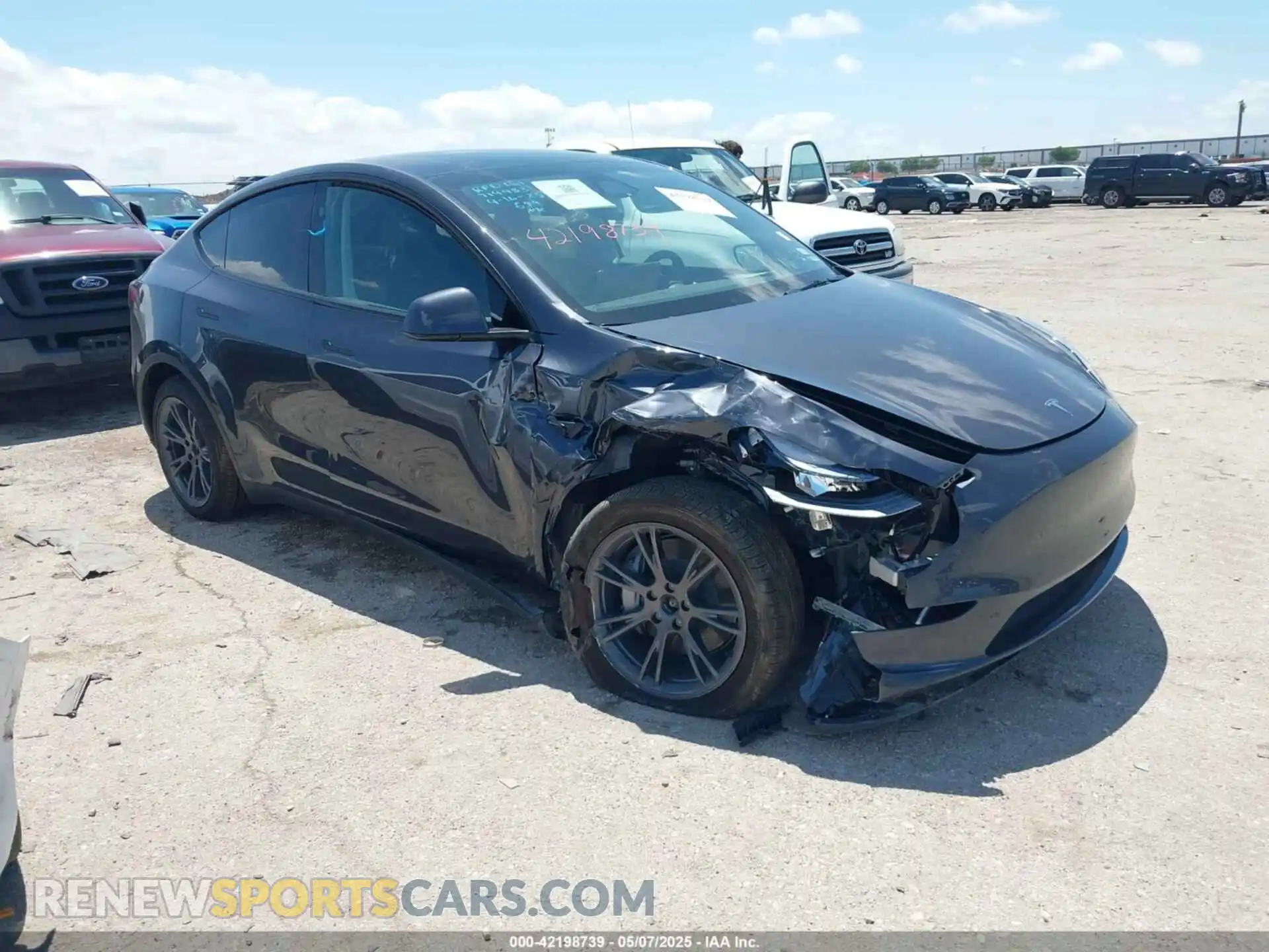 1 Photograph of a damaged car 7SAYGDEE3SA364458 TESLA MODEL Y 2025