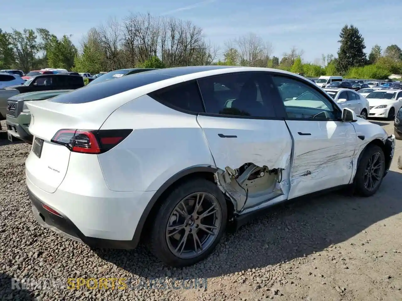 3 Photograph of a damaged car 7SAYGDEE3SF259602 TESLA MODEL Y 2025