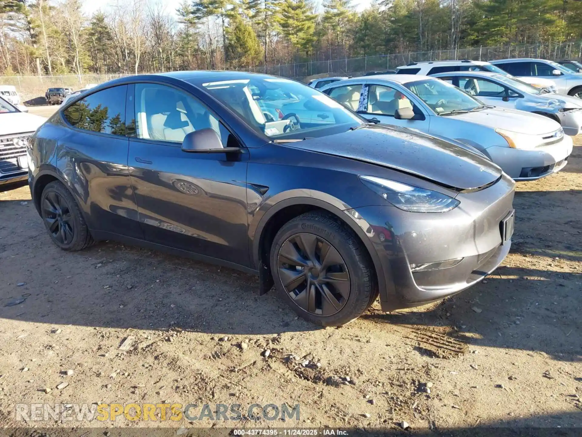 1 Photograph of a damaged car 7SAYGDEE4SA368096 TESLA MODEL Y 2025