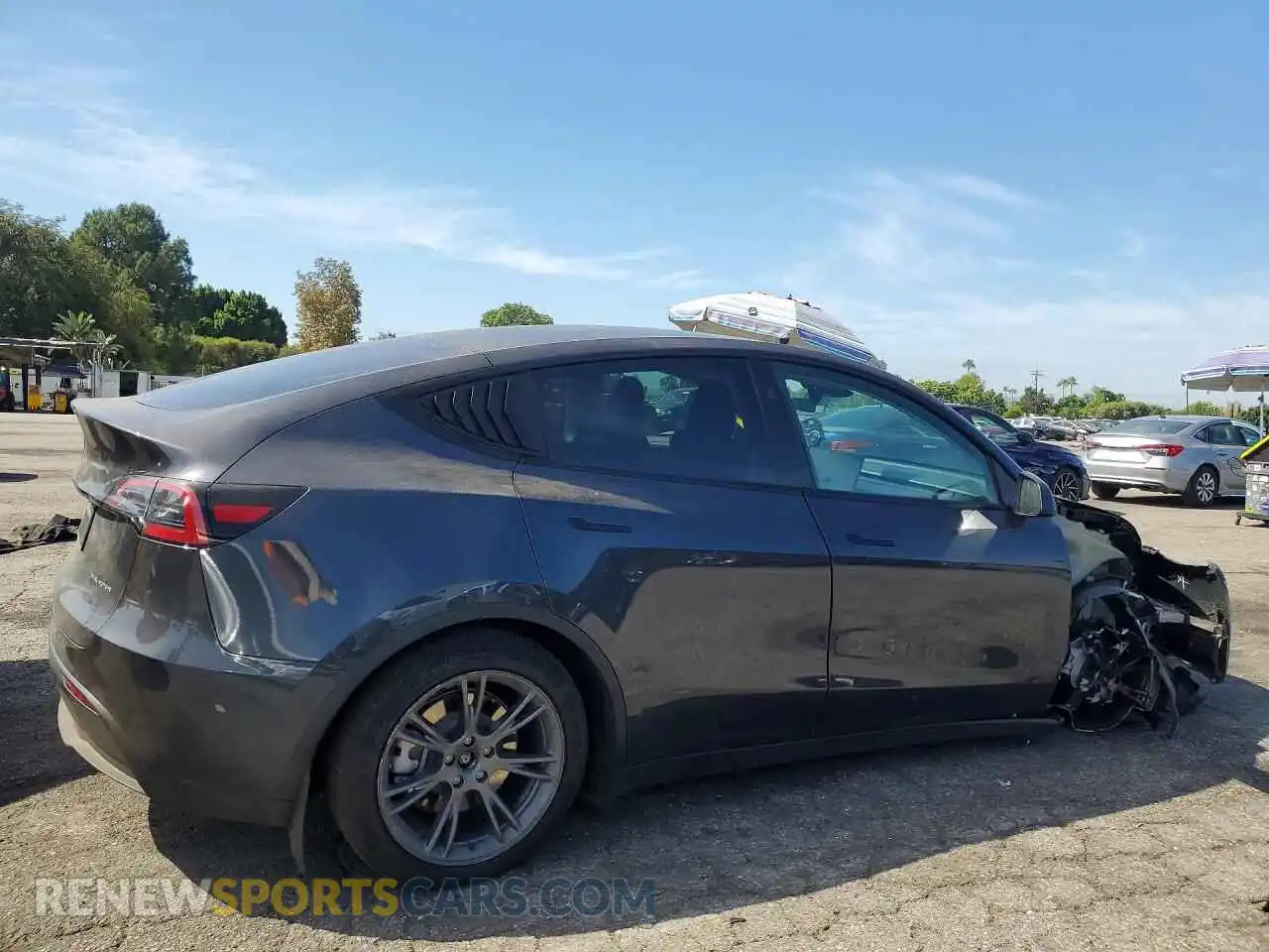 3 Photograph of a damaged car 7SAYGDEE4SF216709 TESLA MODEL Y 2025