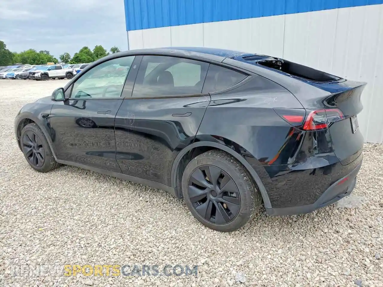 2 Photograph of a damaged car 7SAYGDEE4SF282824 TESLA MODEL Y 2025