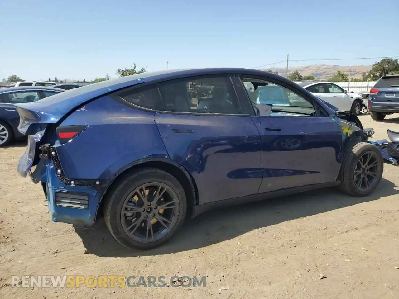 3 Photograph of a damaged car 7SAYGDEE4SF289756 TESLA MODEL Y 2025