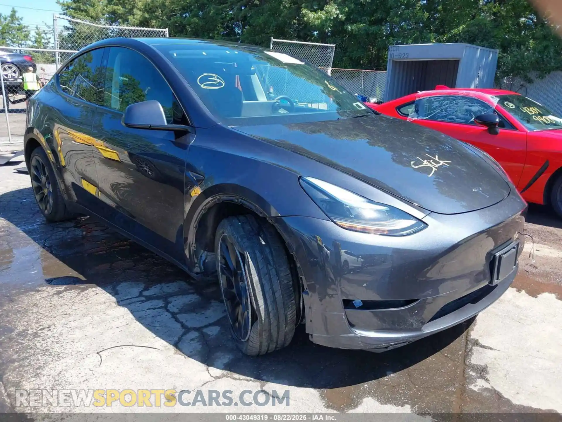 1 Photograph of a damaged car 7SAYGDEE5SA365868 TESLA MODEL Y 2025
