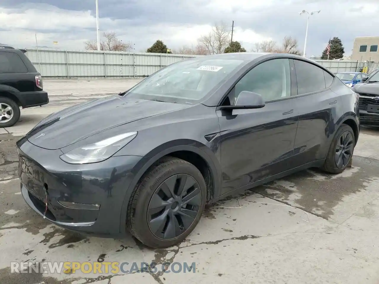 1 Photograph of a damaged car 7SAYGDEE5SF236418 TESLA MODEL Y 2025