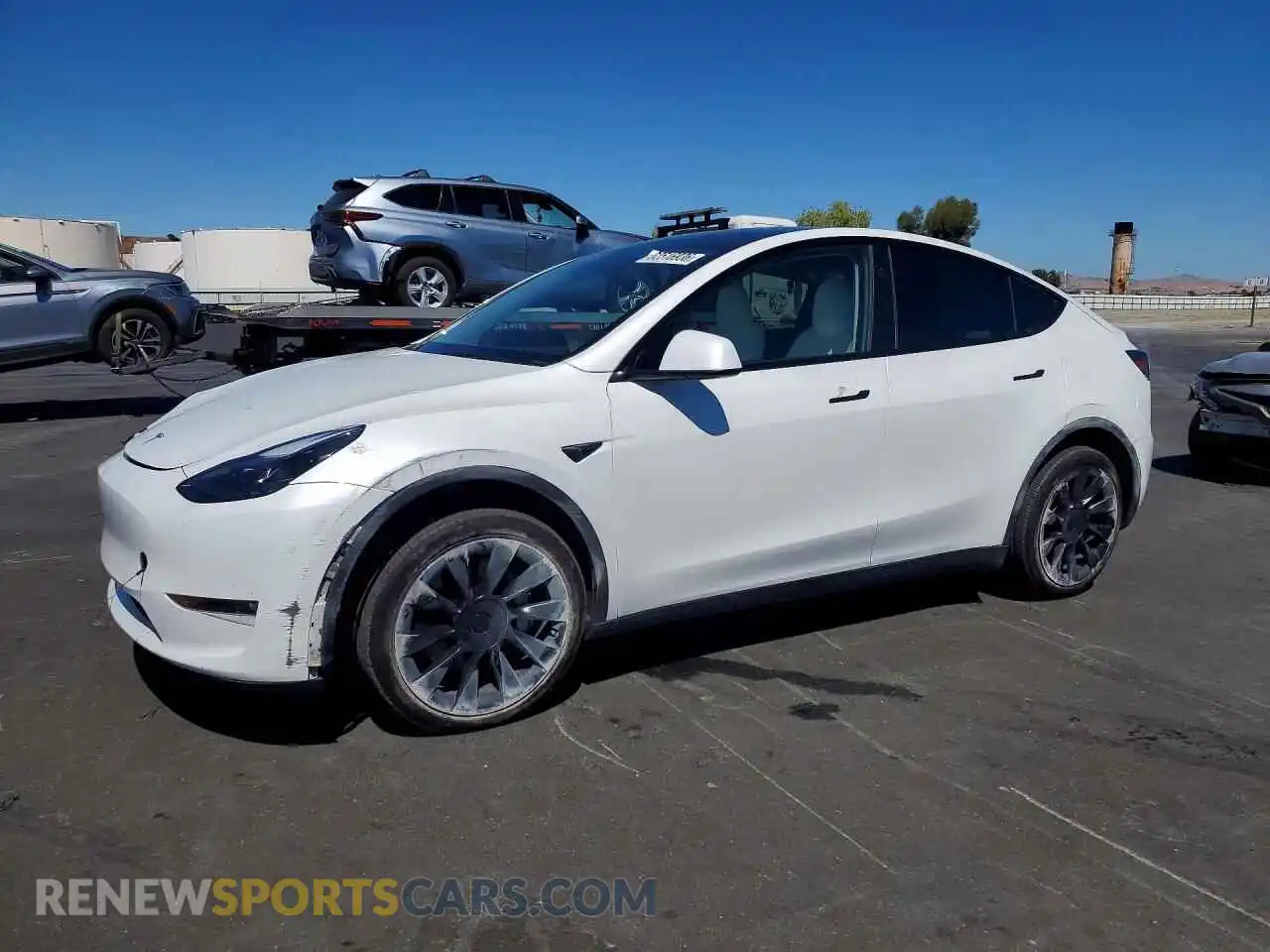 1 Photograph of a damaged car 7SAYGDEE6SF234581 TESLA MODEL Y 2025