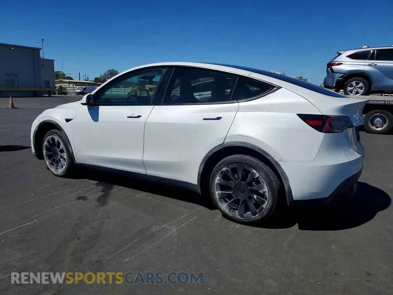 2 Photograph of a damaged car 7SAYGDEE6SF234581 TESLA MODEL Y 2025