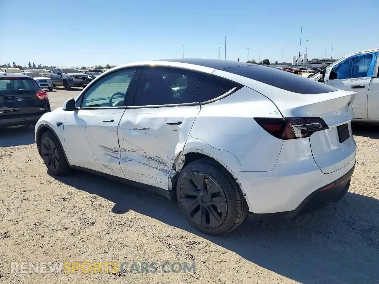 2 Photograph of a damaged car 7SAYGDEE6SF276376 TESLA MODEL Y 2025