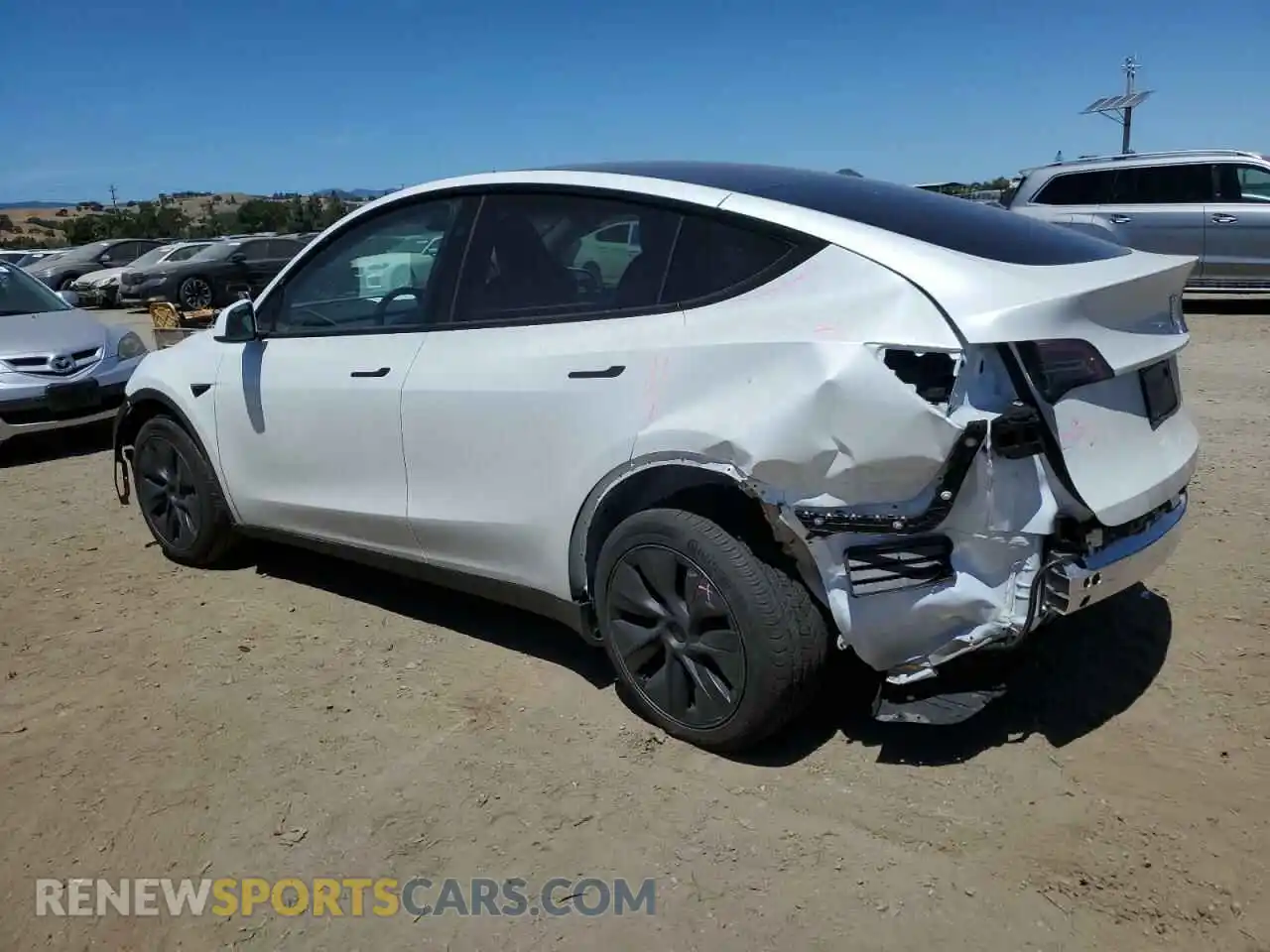 2 Photograph of a damaged car 7SAYGDEE6SF296403 TESLA MODEL Y 2025