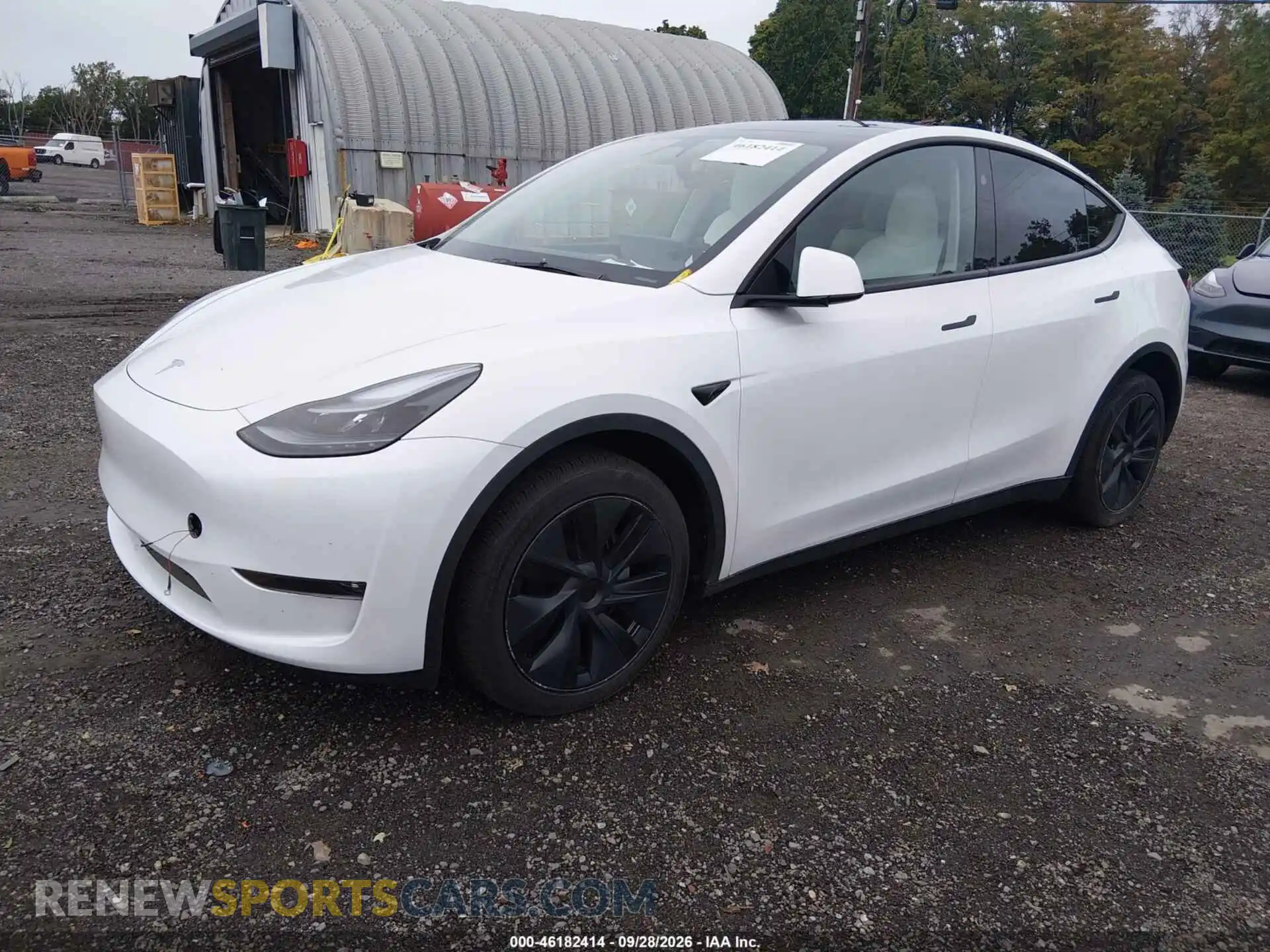 2 fotografías del automóvil dañado 7SAYGDEE7SF241751 TESLA MODEL Y 2025
