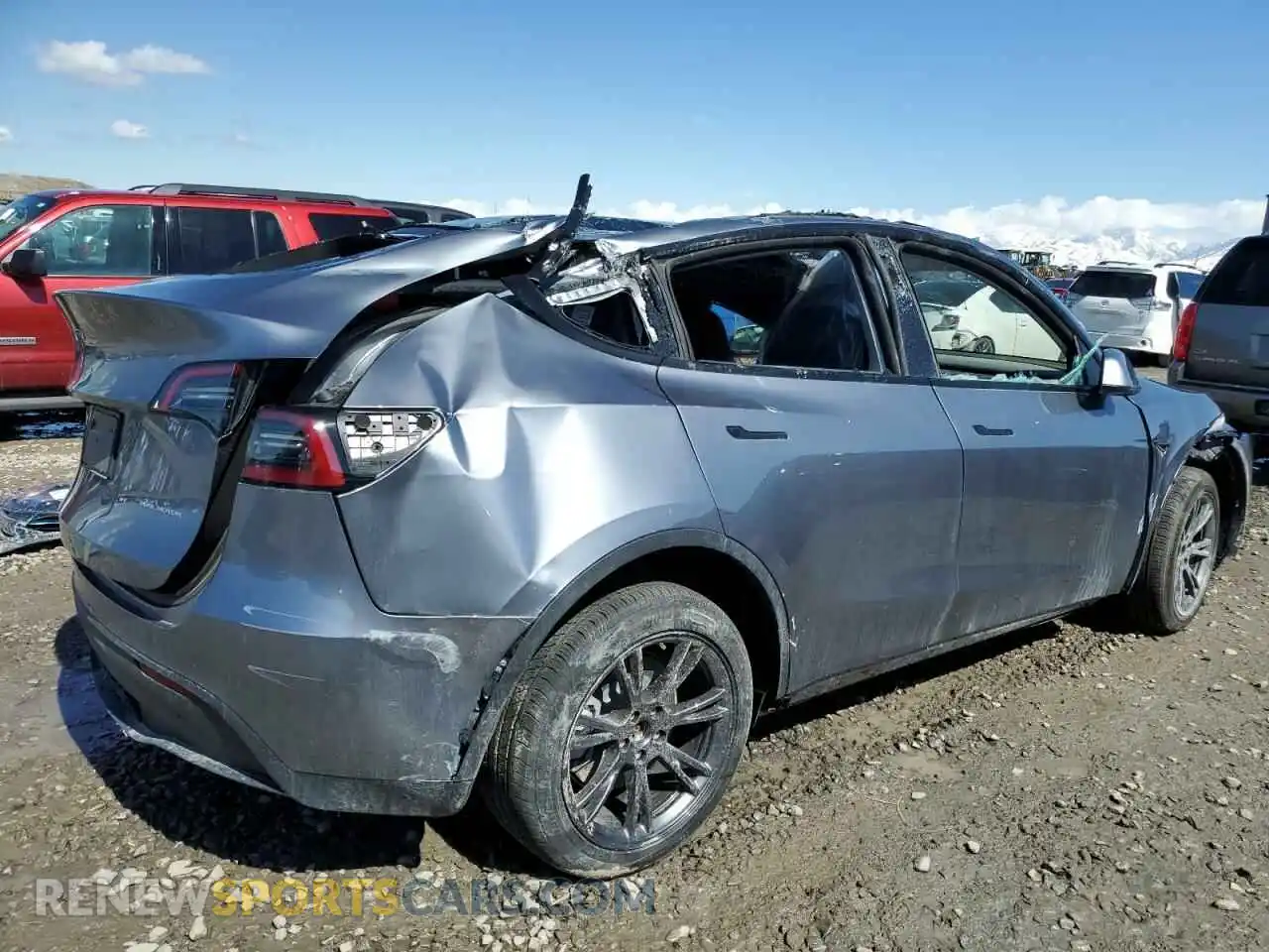 3 Photograph of a damaged car 7SAYGDEE7SF299391 TESLA MODEL Y 2025