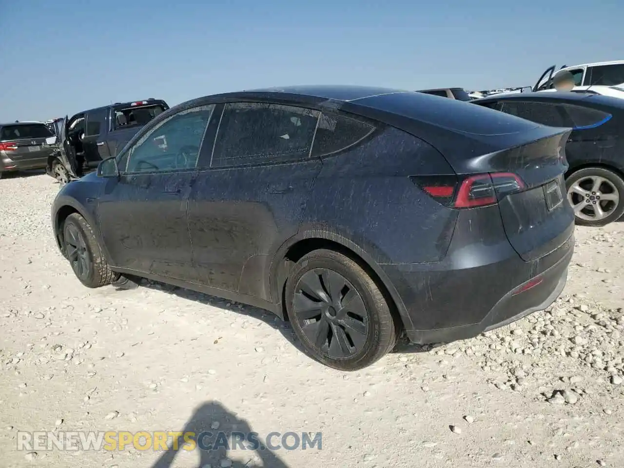 2 Photograph of a damaged car 7SAYGDEE8SA338745 TESLA MODEL Y 2025