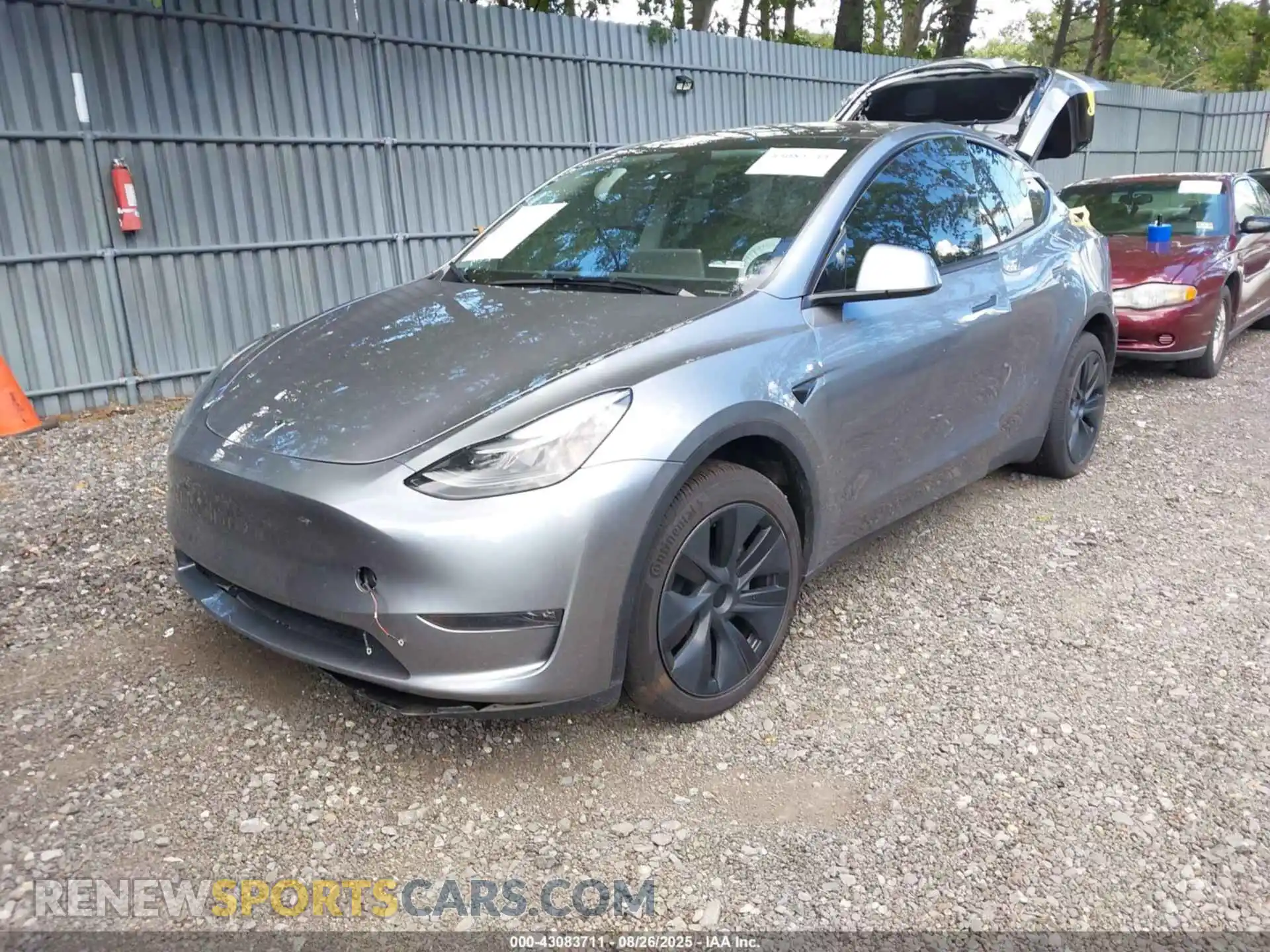2 Photograph of a damaged car 7SAYGDEE8SA352337 TESLA MODEL Y 2025