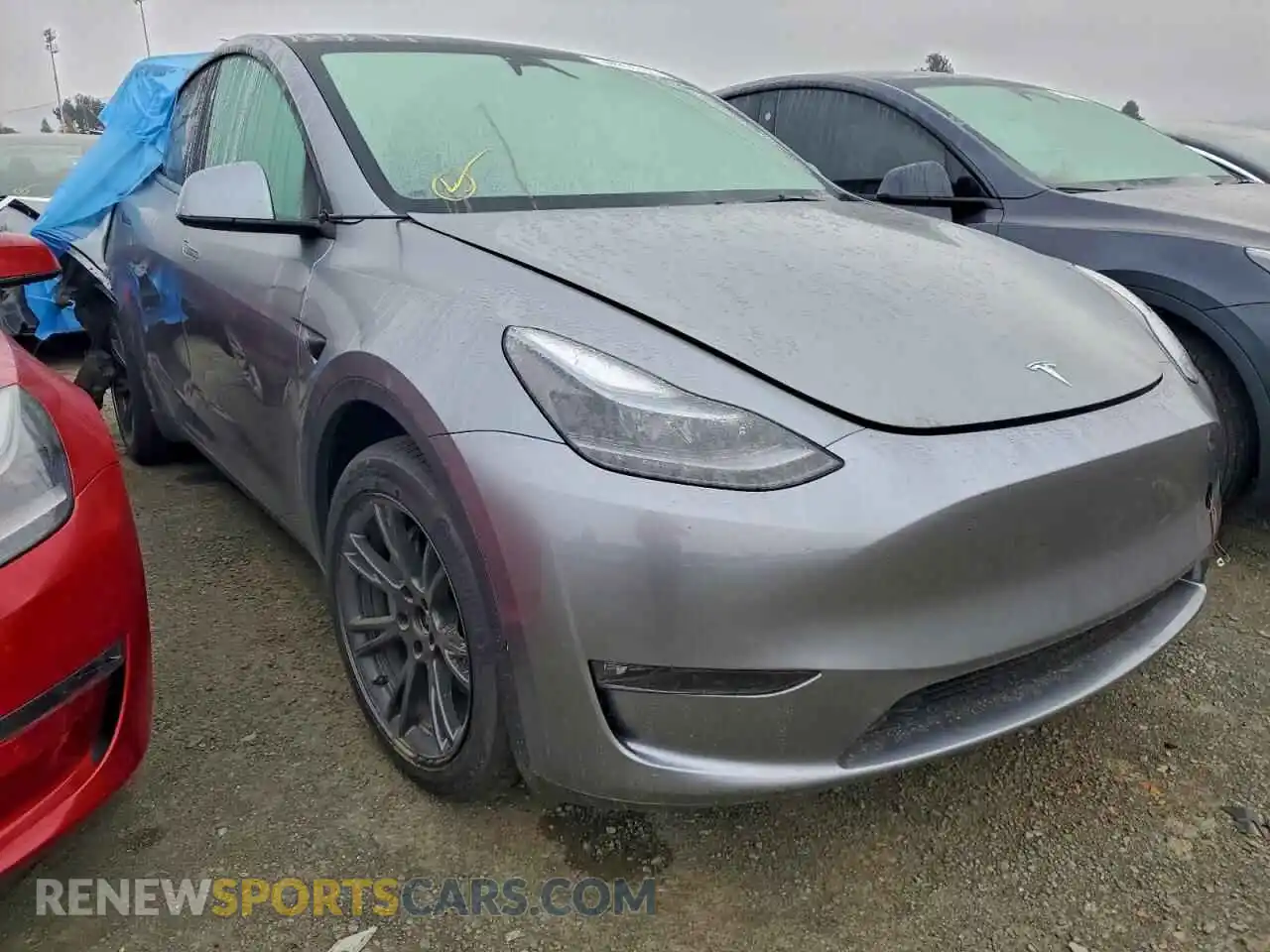 1 Photograph of a damaged car 7SAYGDEE8SF281613 TESLA MODEL Y 2025
