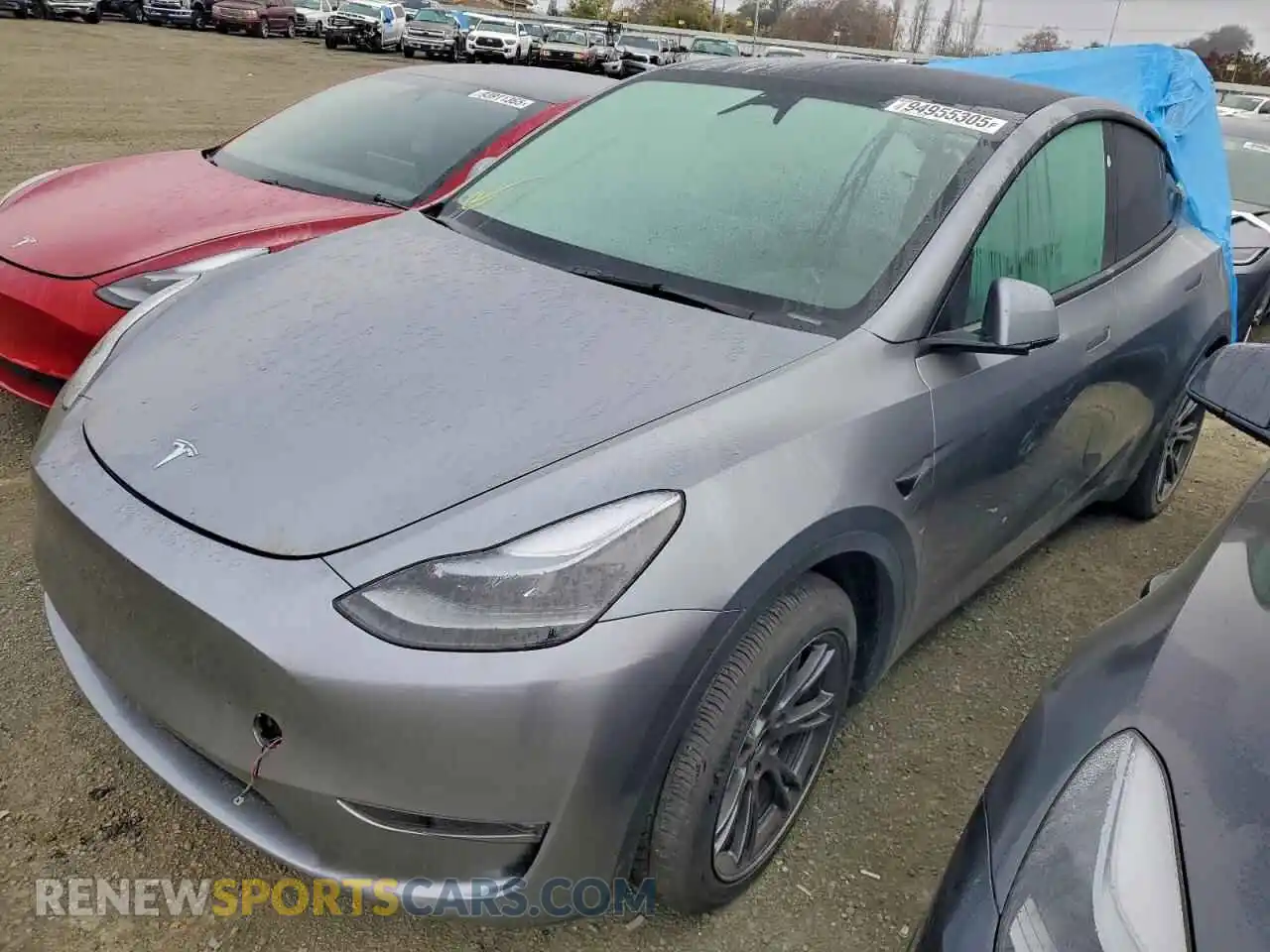 2 Photograph of a damaged car 7SAYGDEE8SF281613 TESLA MODEL Y 2025