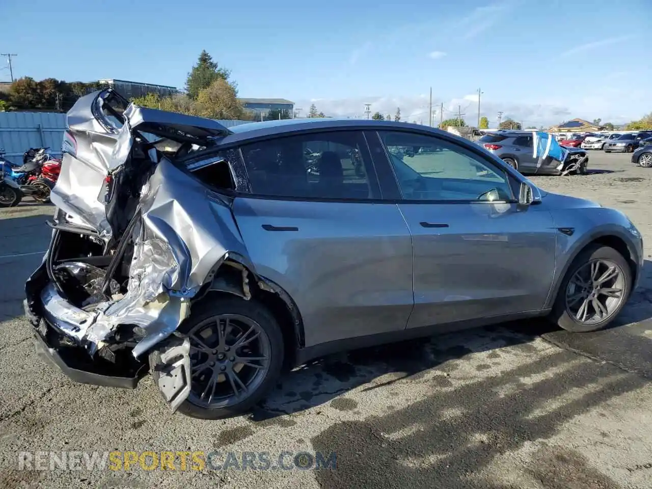 3 Photograph of a damaged car 7SAYGDEE8SF281613 TESLA MODEL Y 2025