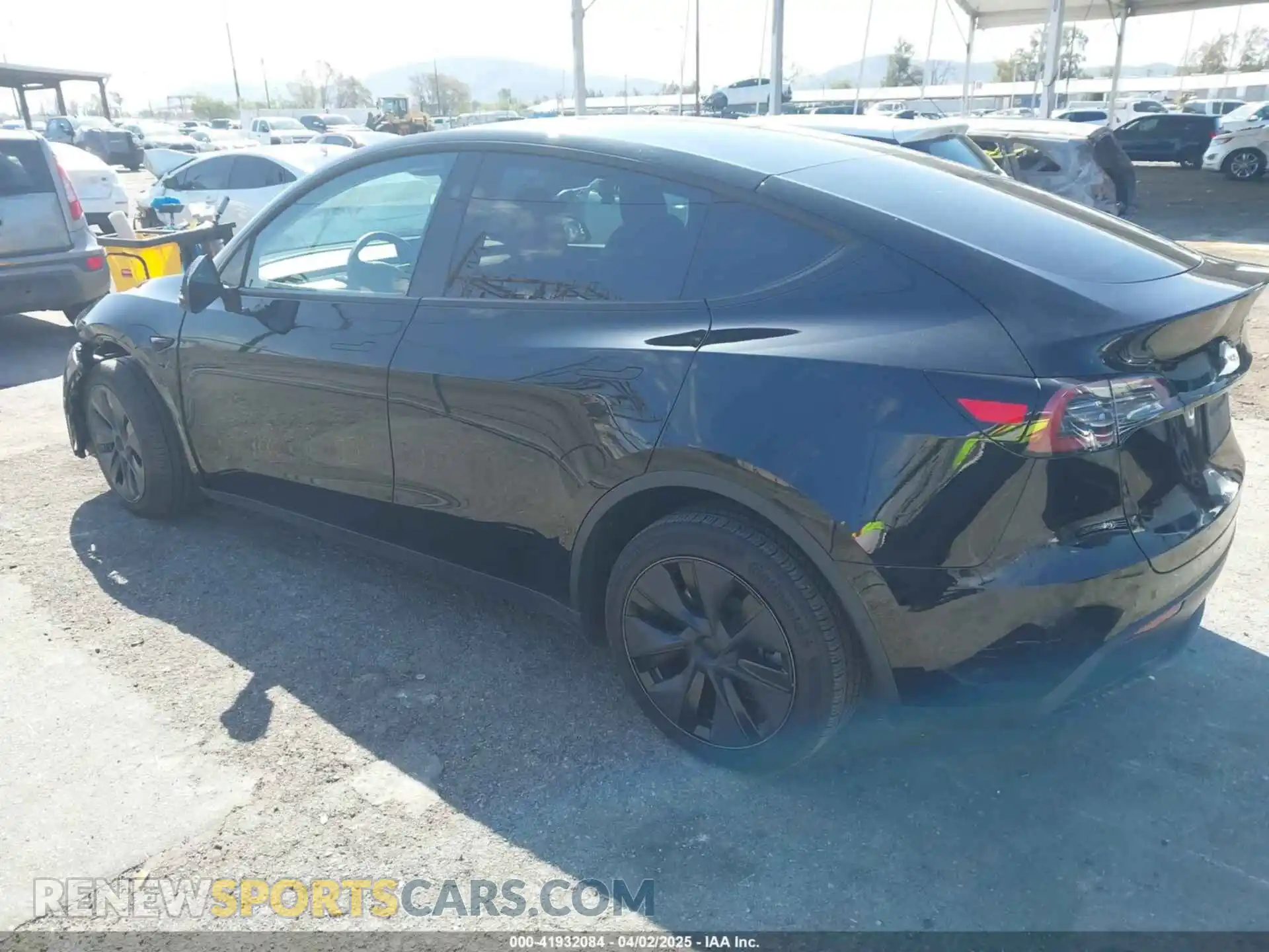 3 Photograph of a damaged car 7SAYGDEE9SF278607 TESLA MODEL Y 2025