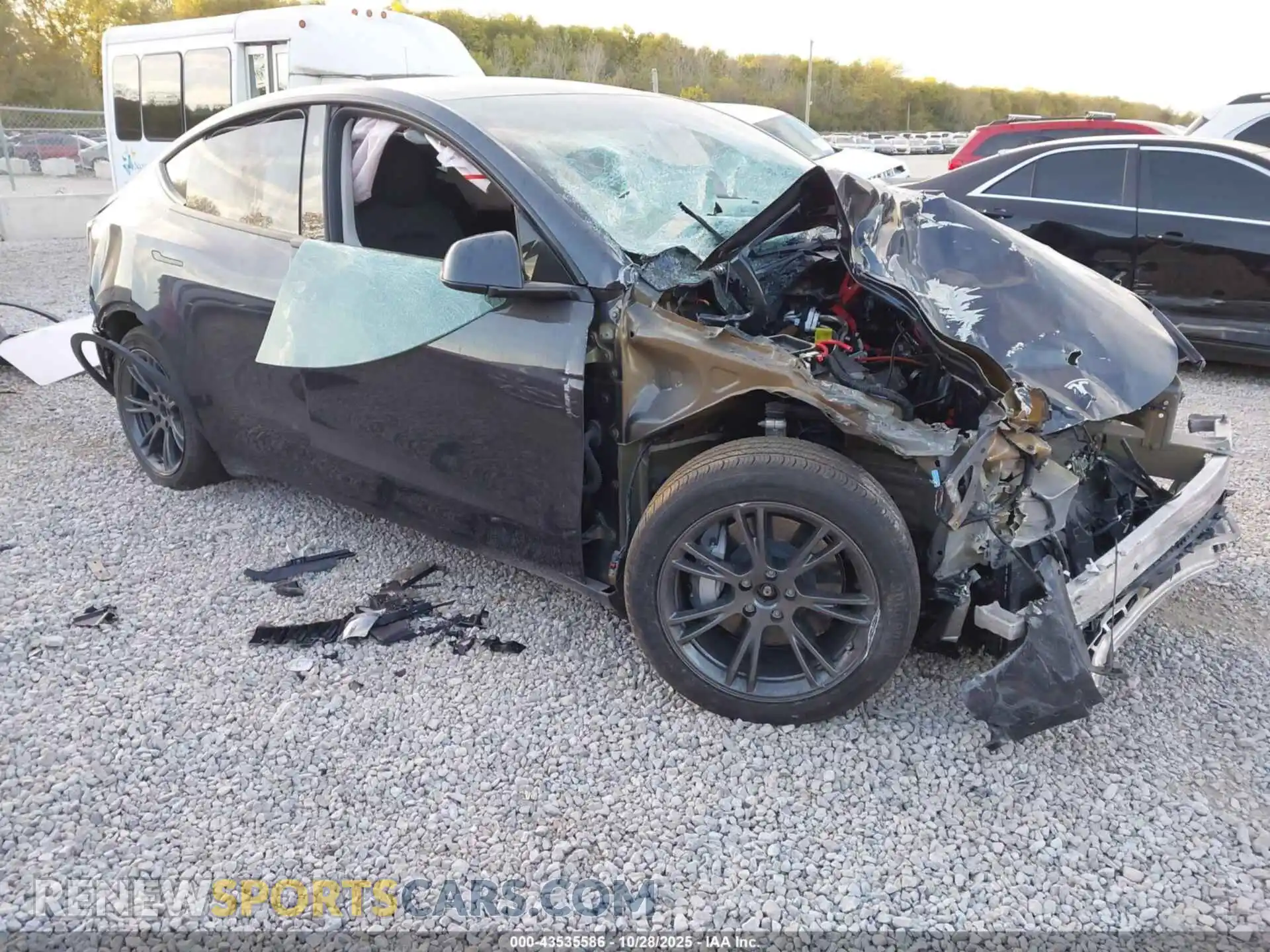 1 Photograph of a damaged car 7SAYGDEEXSF224278 TESLA MODEL Y 2025