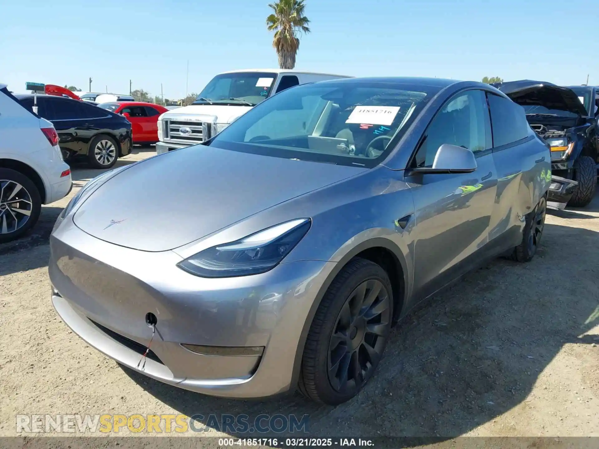 2 Photograph of a damaged car 7SAYGDEEXSF240903 TESLA MODEL Y 2025