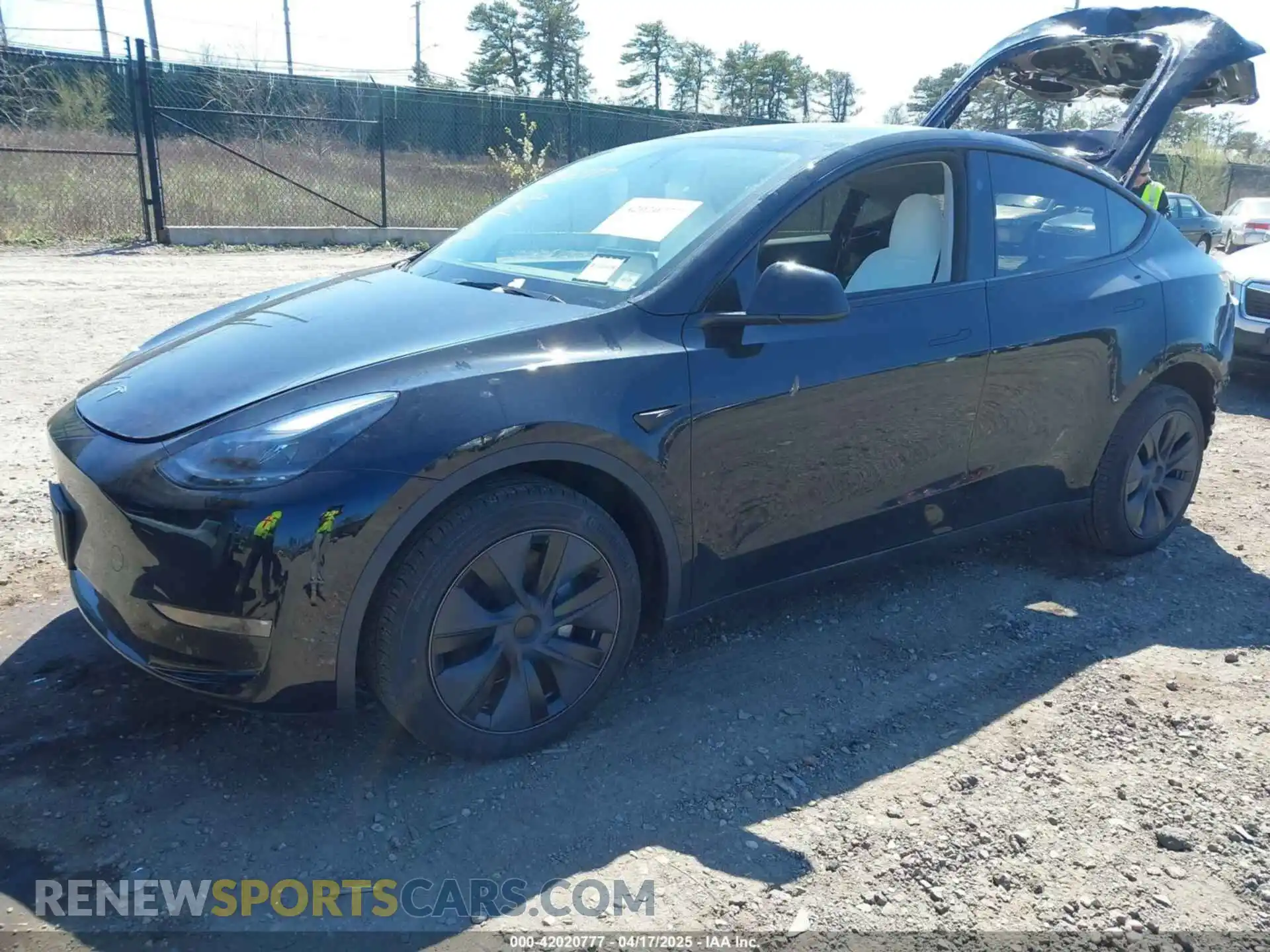 2 Photograph of a damaged car 7SAYGDEEXSF297876 TESLA MODEL Y 2025