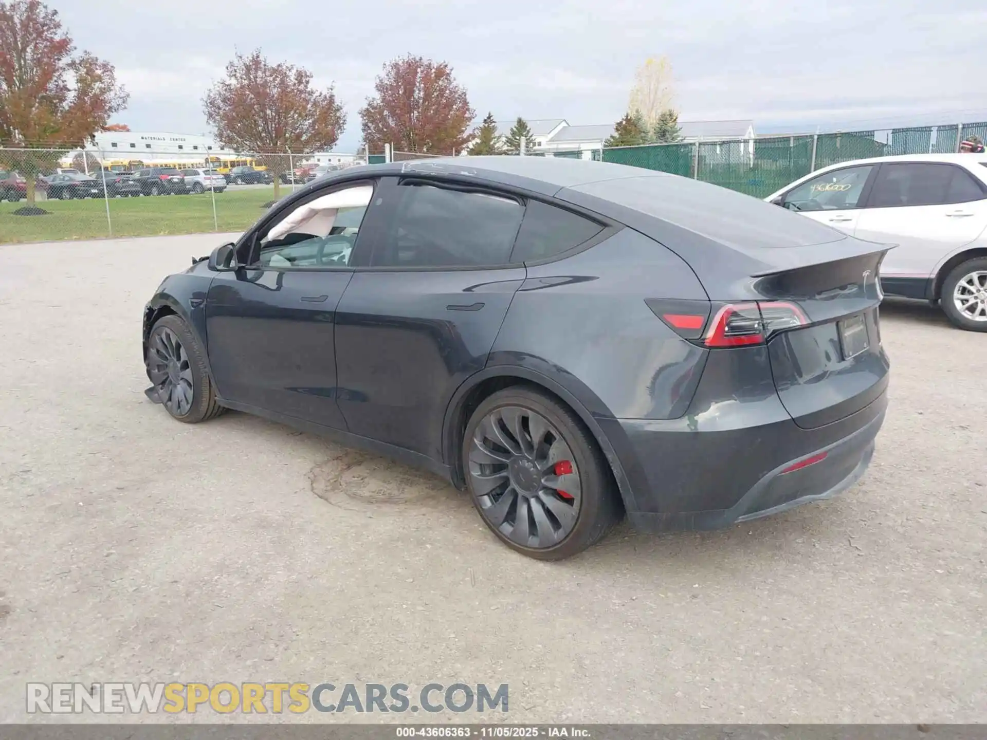 3 Photograph of a damaged car 7SAYGDEF1SA336487 TESLA MODEL Y 2025