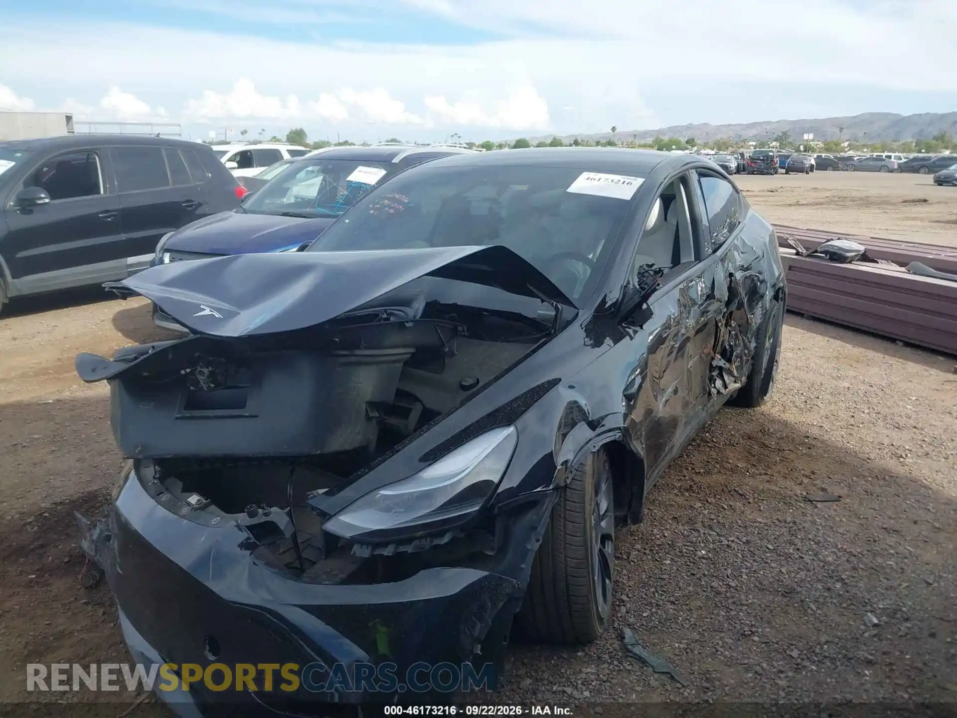 2 Photograph of a damaged car 7SAYGDEF1SA348431 TESLA MODEL Y 2025