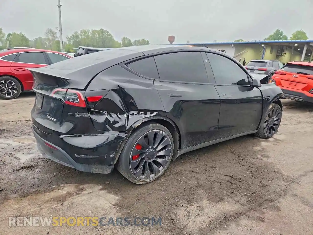 3 fotografías del automóvil dañado 7SAYGDEF1SA364788 TESLA MODEL Y 2025