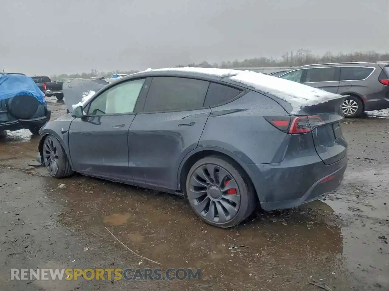 2 Photograph of a damaged car 7SAYGDEF2SA378148 TESLA MODEL Y 2025
