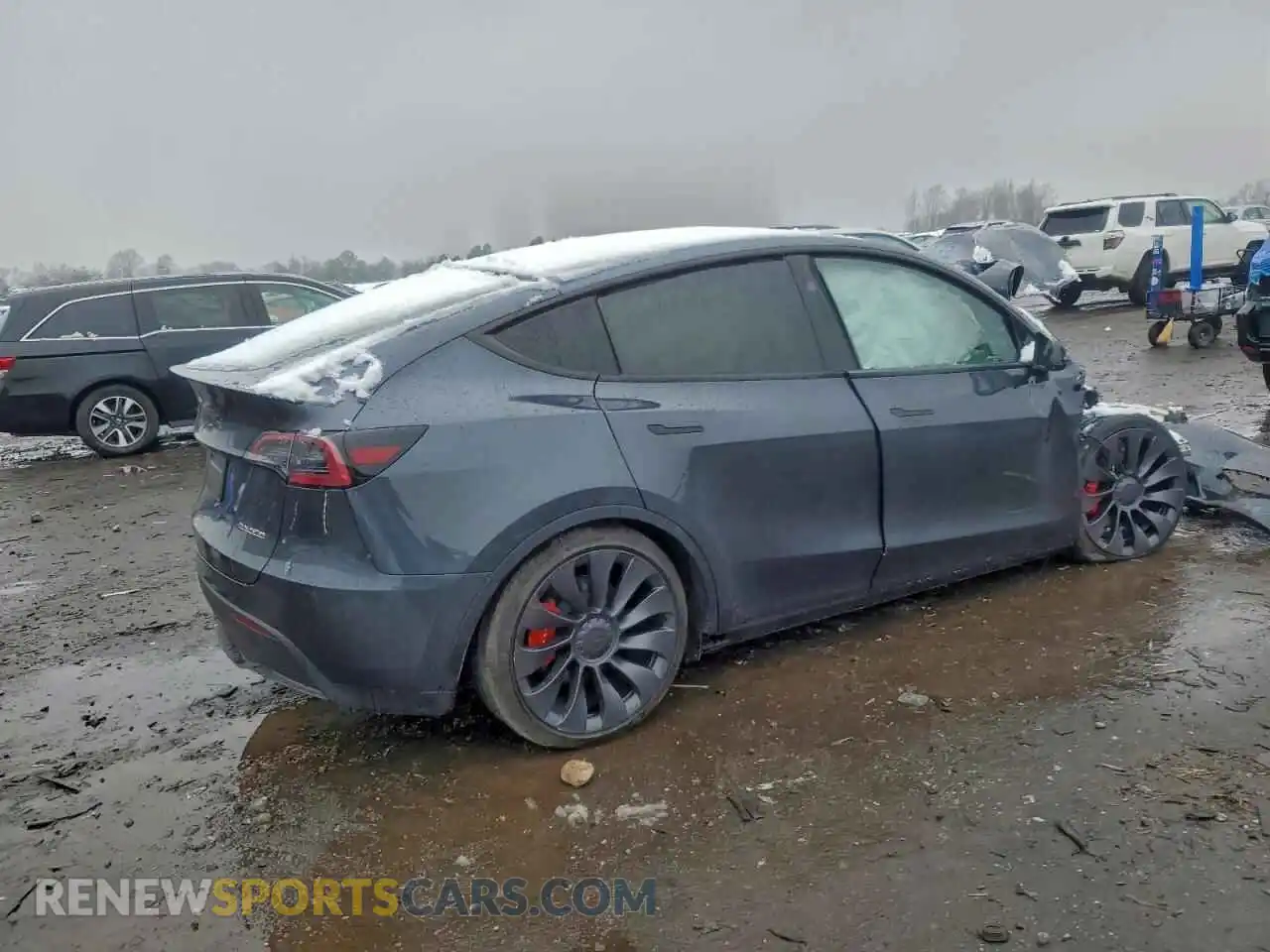 3 Photograph of a damaged car 7SAYGDEF2SA378148 TESLA MODEL Y 2025