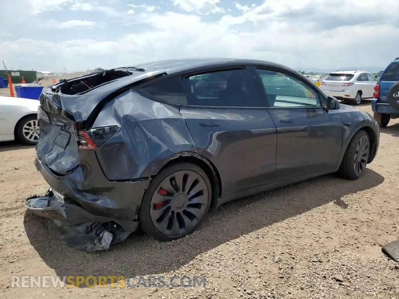 3 Photograph of a damaged car 7SAYGDEF2SF300326 TESLA MODEL Y 2025
