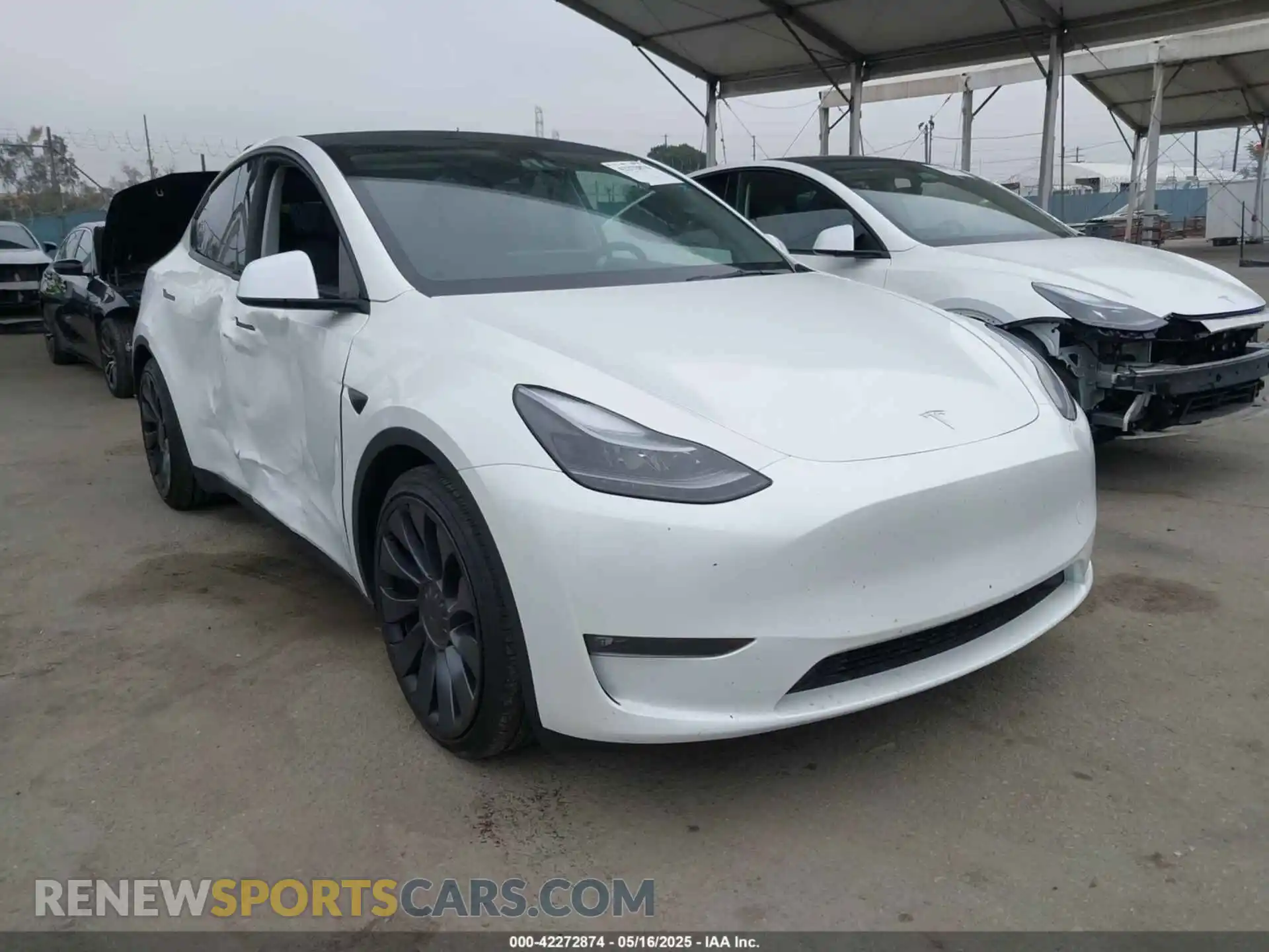 1 Photograph of a damaged car 7SAYGDEF3SF245577 TESLA MODEL Y 2025