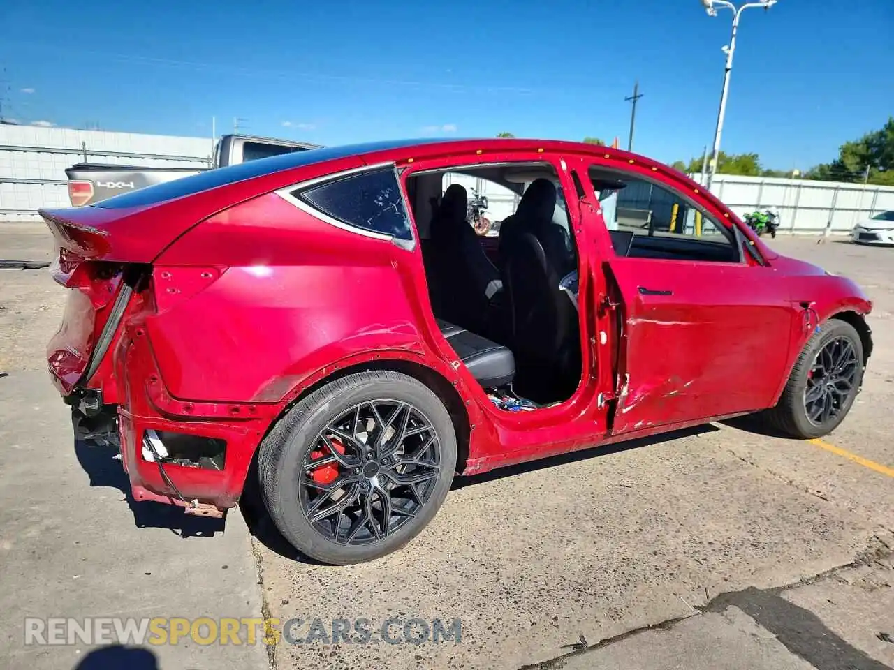 3 Фотография поврежденного автомобиля 7SAYGDEF3SF258006 TESLA MODEL Y 2025