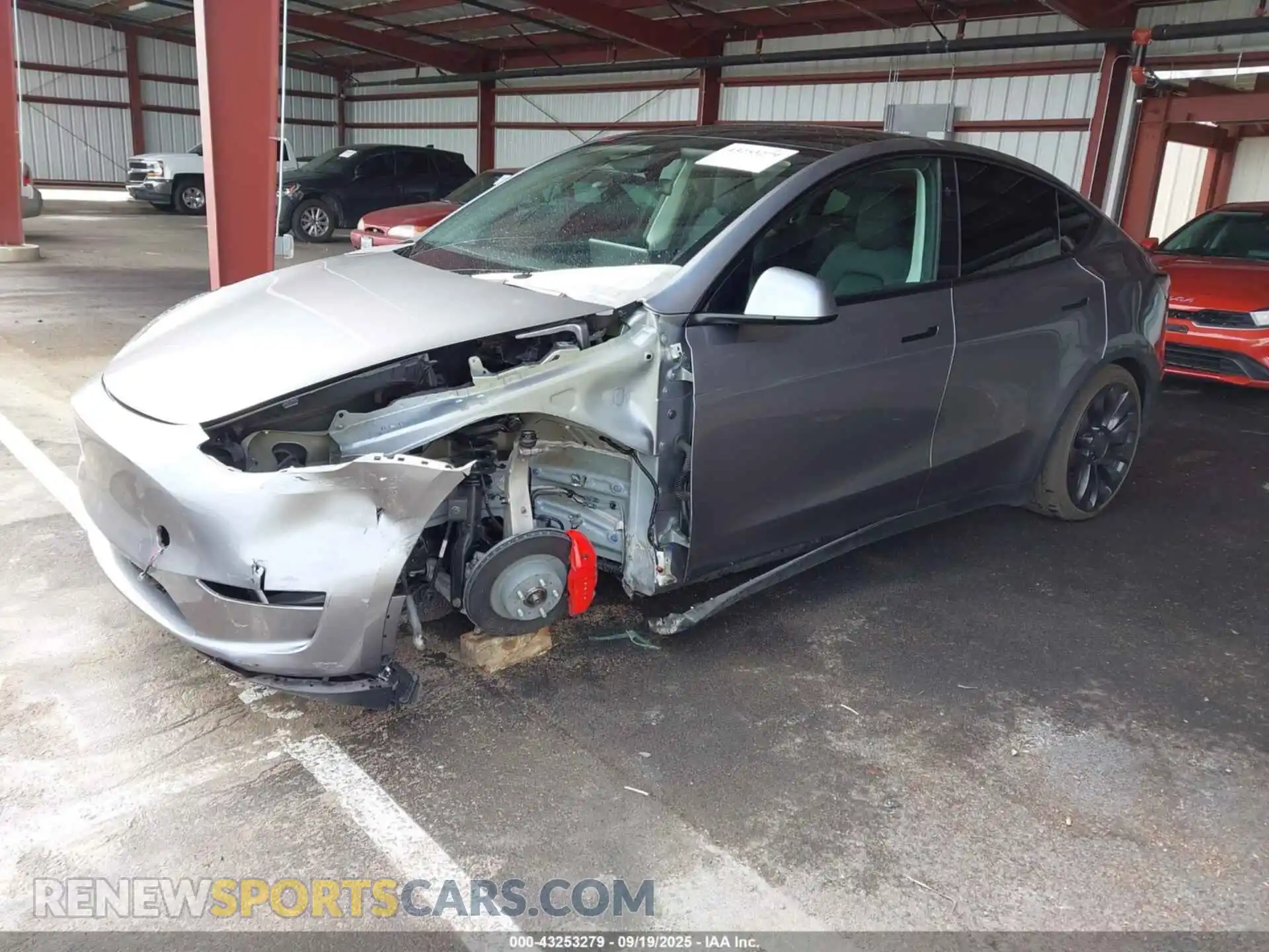 2 Photograph of a damaged car 7SAYGDEF8SF228502 TESLA MODEL Y 2025