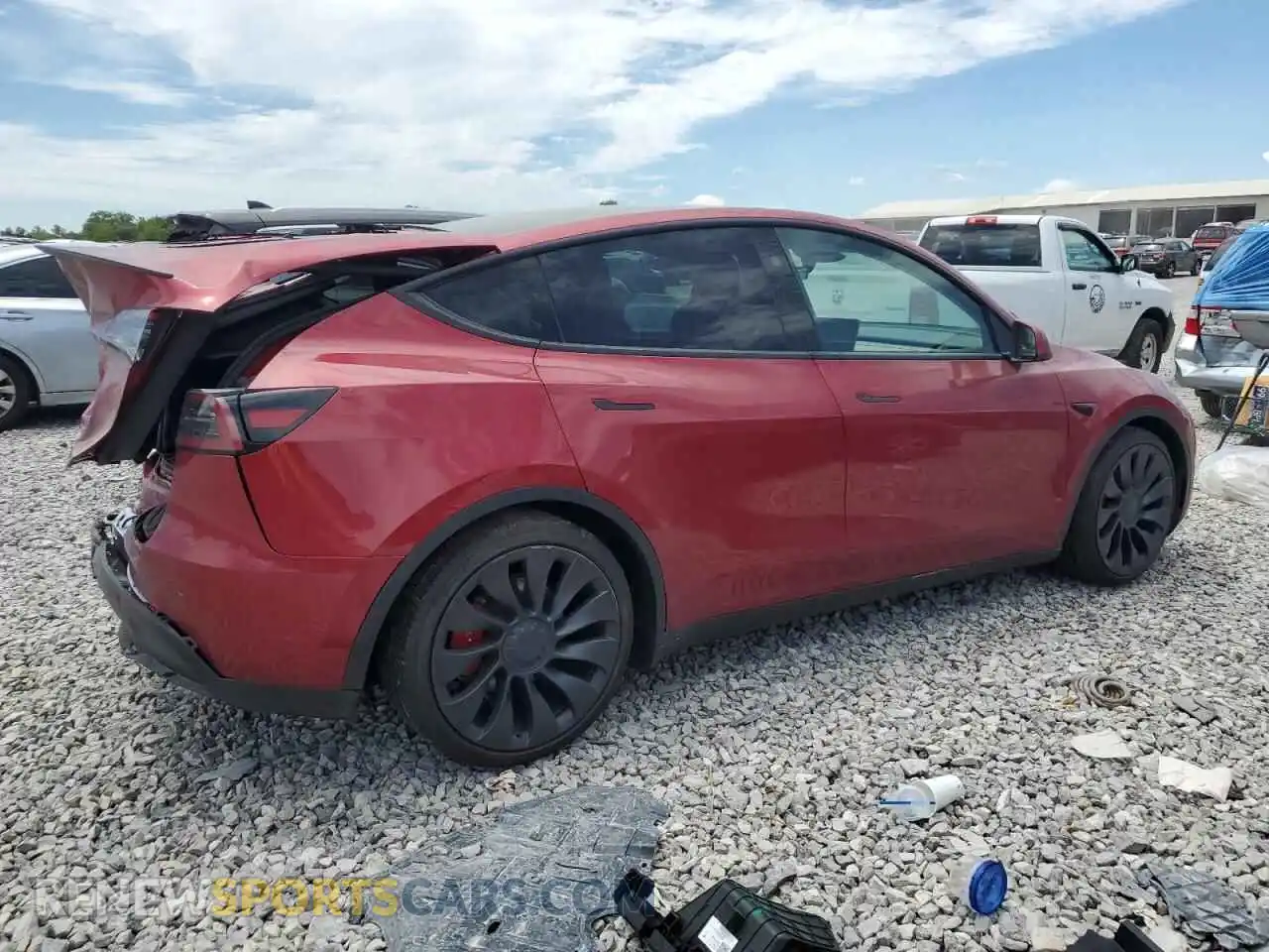 3 Photograph of a damaged car 7SAYGDEFXSA344359 TESLA MODEL Y 2025
