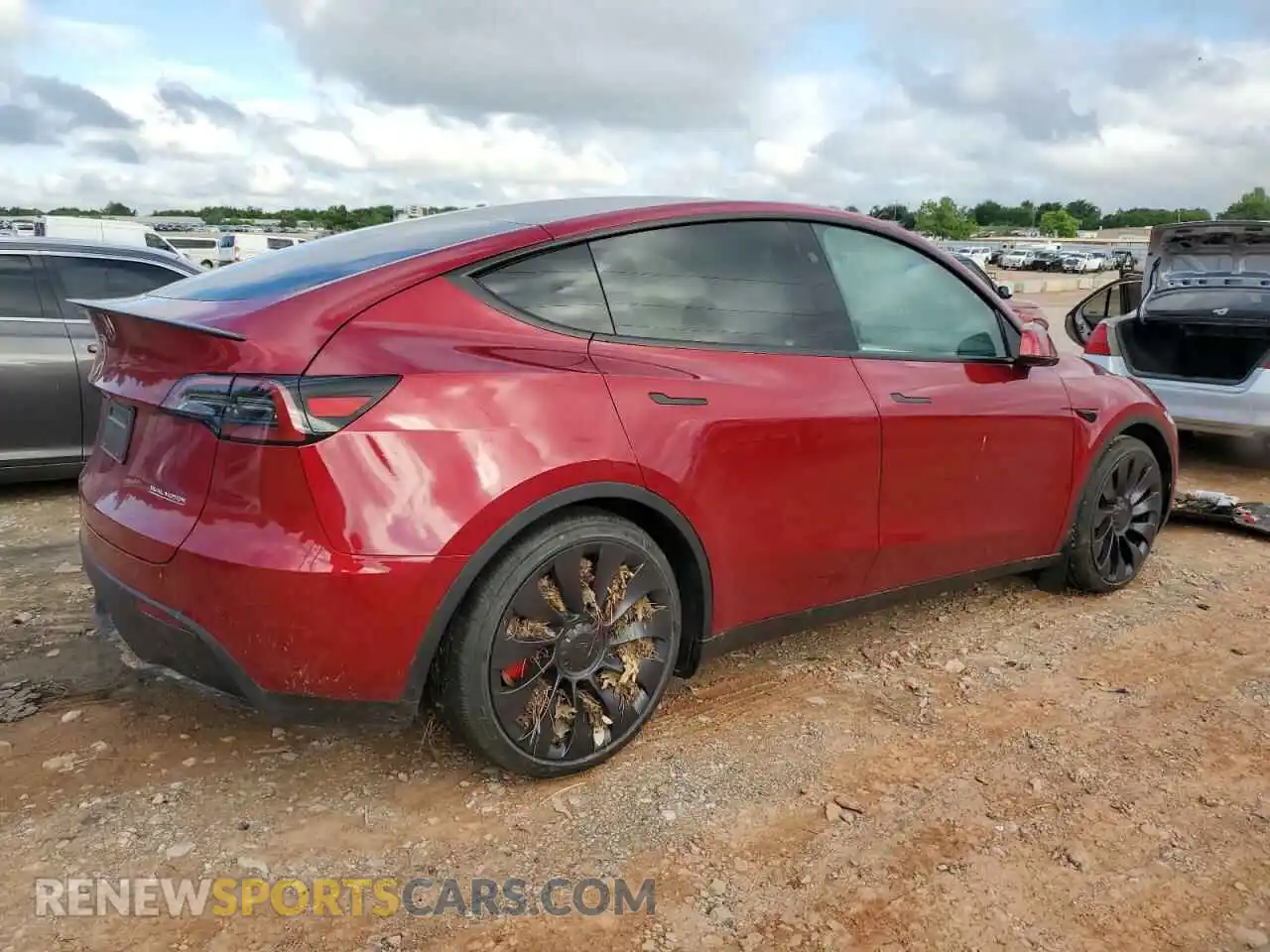 3 Photograph of a damaged car 7SAYGDEFXSF307217 TESLA MODEL Y 2025