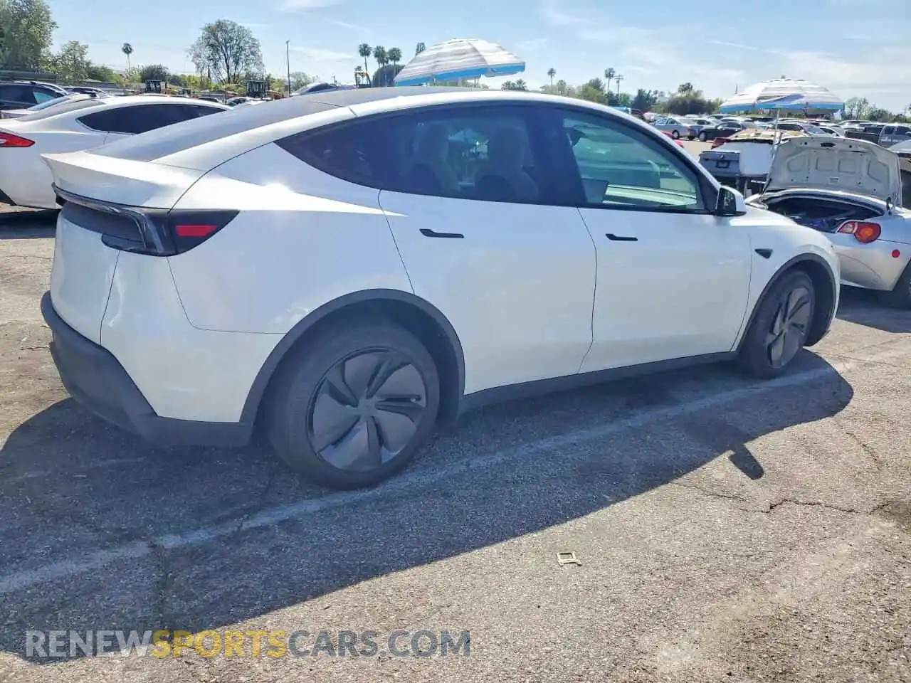 3 Photograph of a damaged car 7SAYGDED0TF419945 TESLA MODEL Y 2026