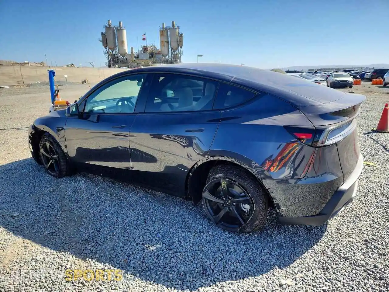 2 Фотография поврежденного автомобиля 7SAYGDED0TF623998 TESLA MODEL Y 2026