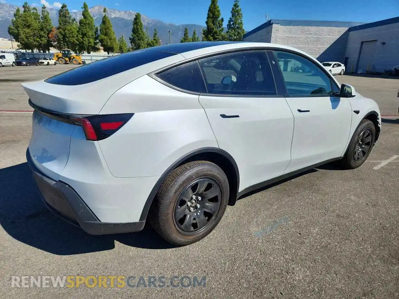 3 Photograph of a damaged car 7SAYGDED1TA604387 TESLA MODEL Y 2026