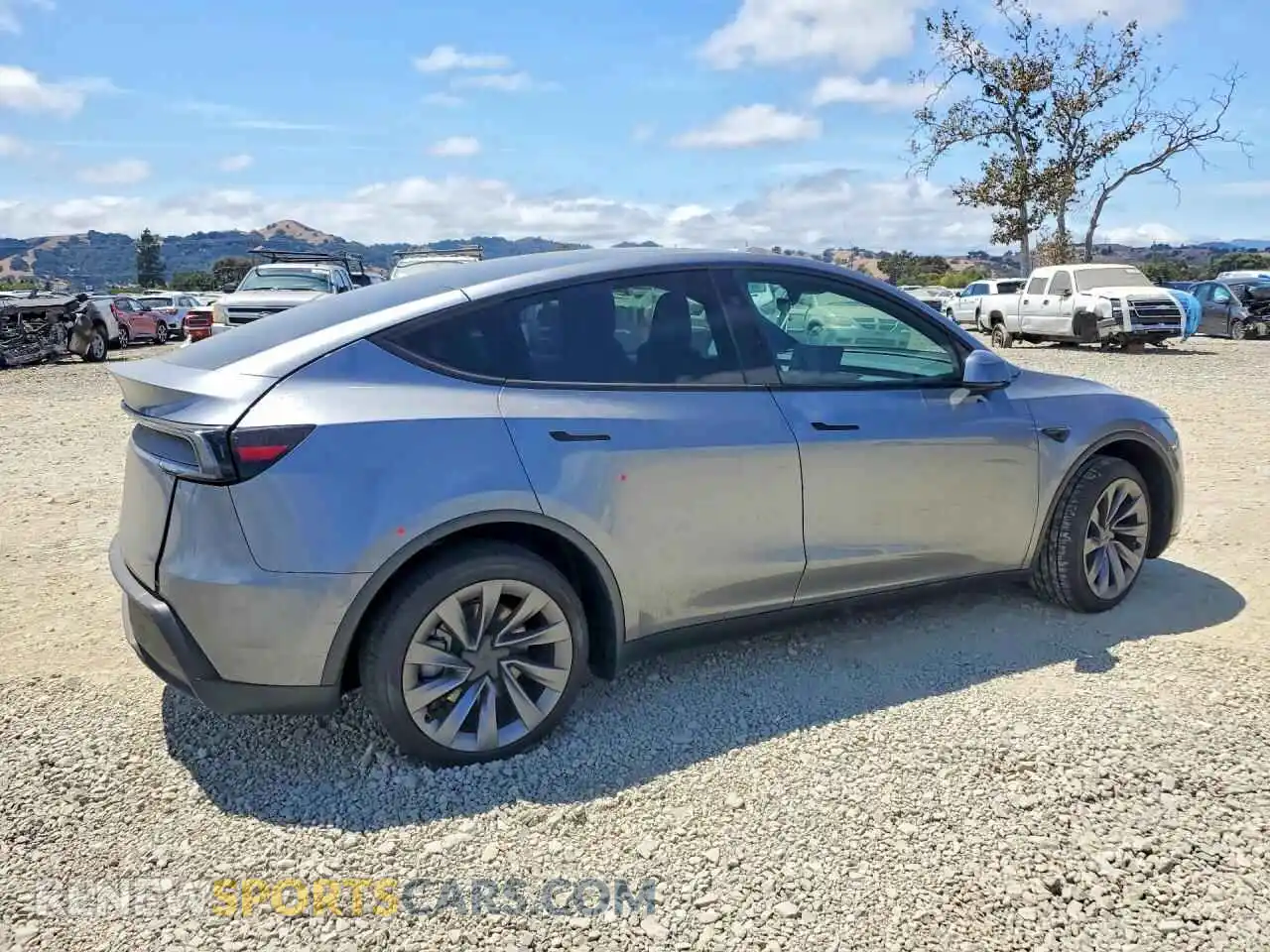 3 Photograph of a damaged car 7SAYGDED1TF638493 TESLA MODEL Y 2026