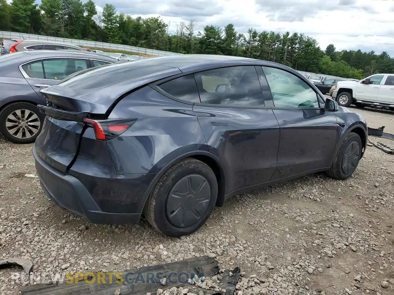 3 fotografías del automóvil dañado 7SAYGDED2TA592248 TESLA MODEL Y 2026