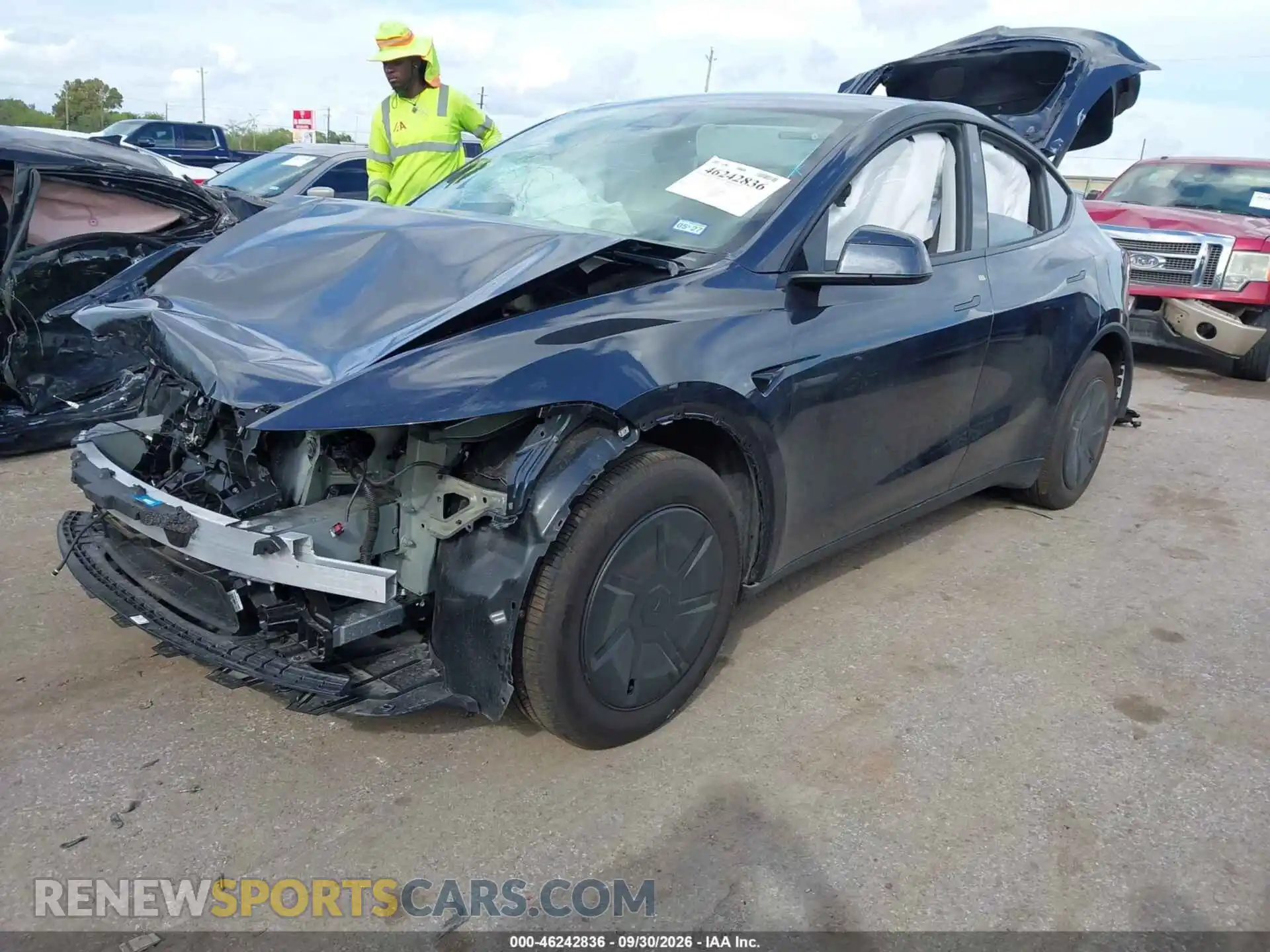 2 Photograph of a damaged car 7SAYGDED2TA701923 TESLA MODEL Y 2026