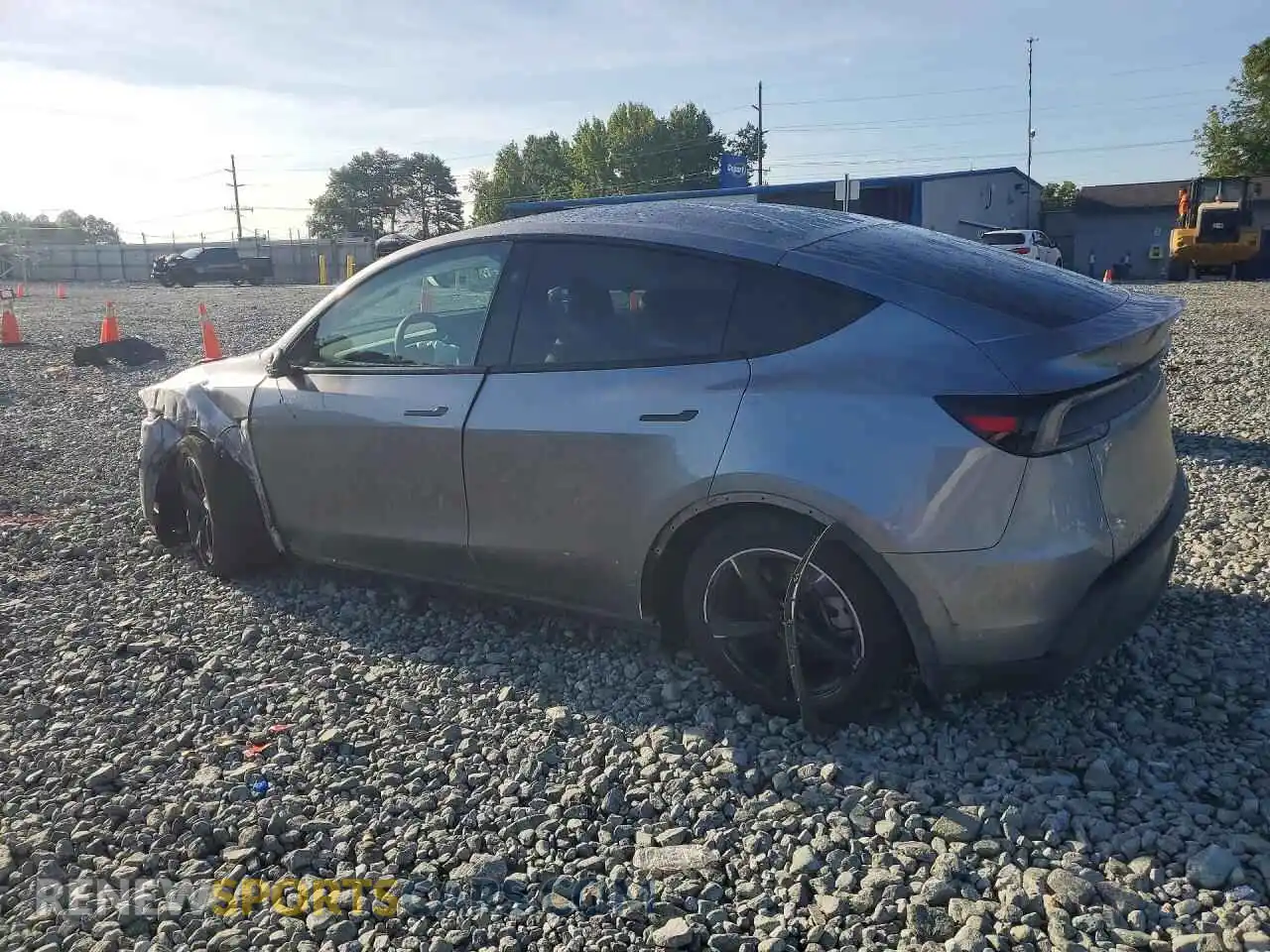 2 fotografías del automóvil dañado 7SAYGDED2TF549127 TESLA MODEL Y 2026
