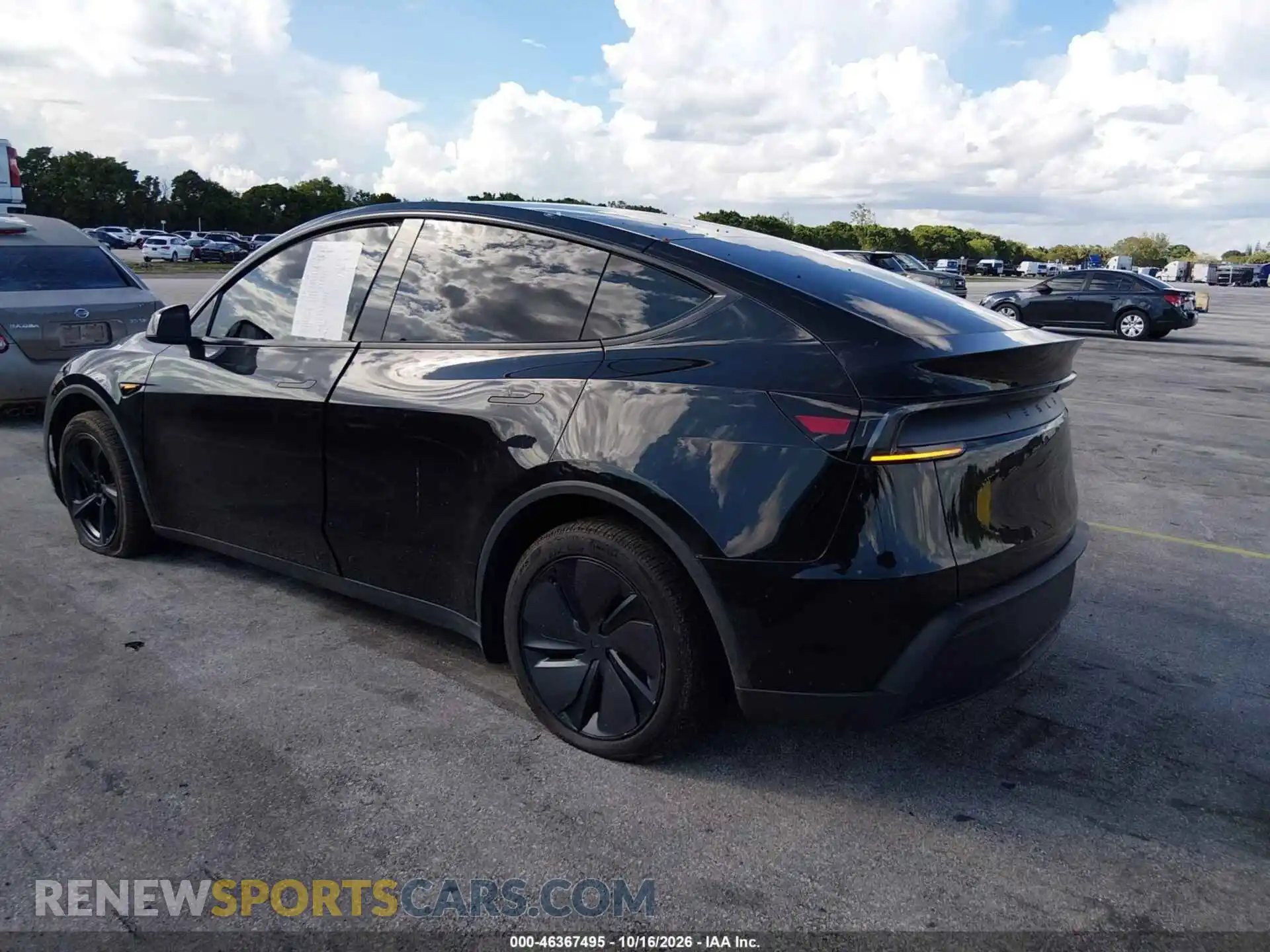 3 Фотография поврежденного автомобиля 7SAYGDED2TF575517 TESLA MODEL Y 2026