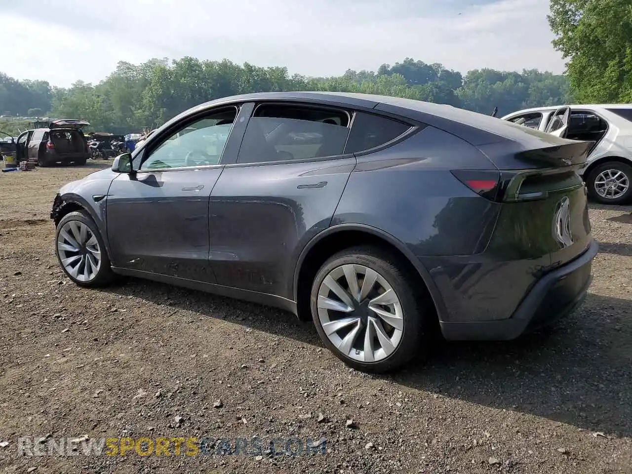 2 fotografías del automóvil dañado 7SAYGDED3TA432718 TESLA MODEL Y 2026