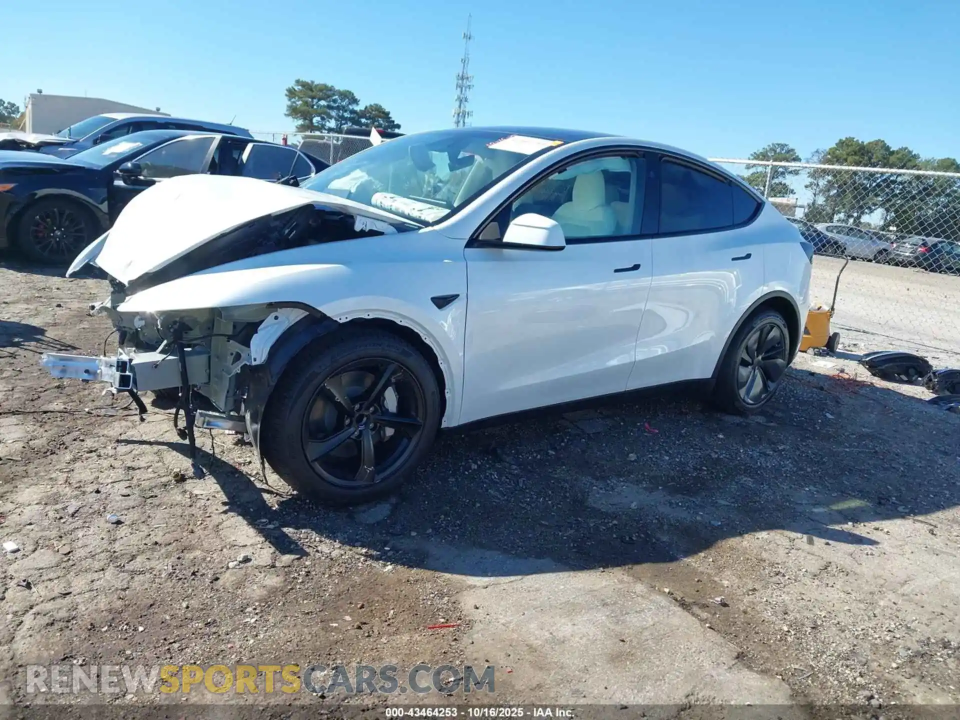 2 Photograph of a damaged car 7SAYGDED3TA473088 TESLA MODEL Y 2026