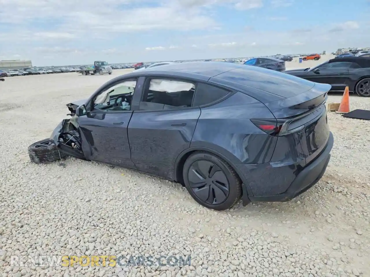 2 Photograph of a damaged car 7SAYGDED3TA740830 TESLA MODEL Y 2026