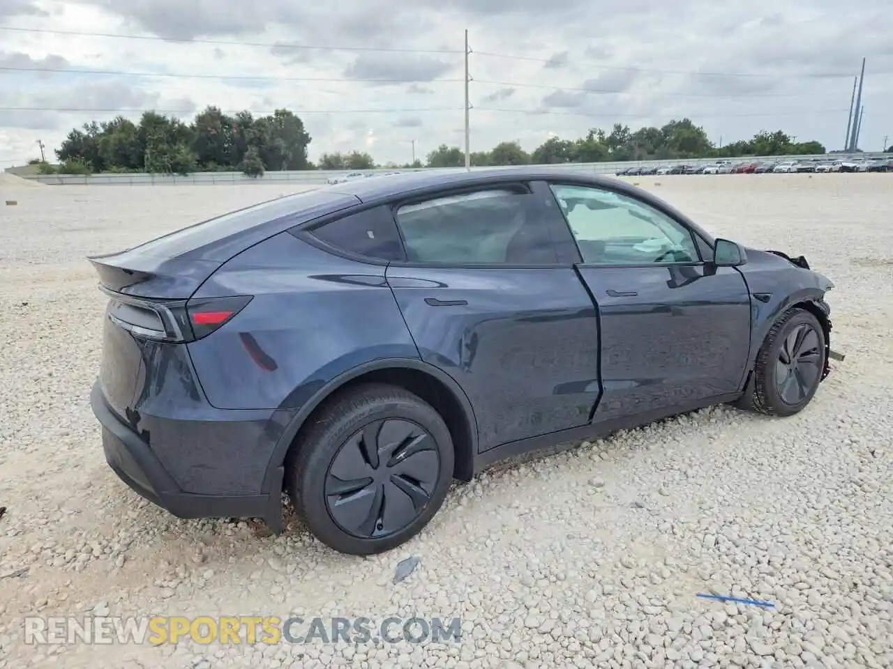 3 Photograph of a damaged car 7SAYGDED3TA740830 TESLA MODEL Y 2026