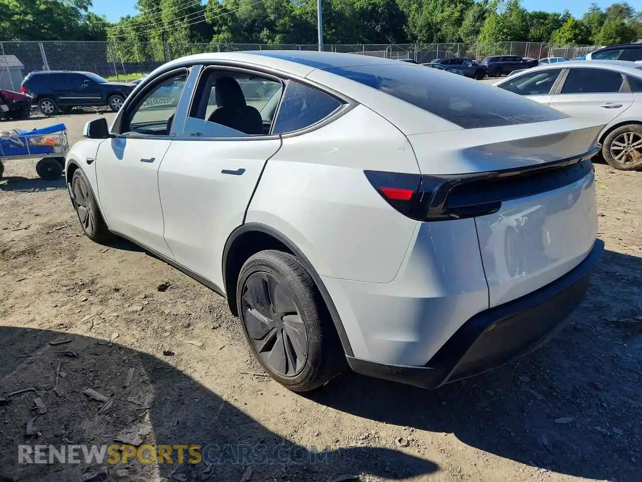 2 fotografías del automóvil dañado 7SAYGDED3TF365301 TESLA MODEL Y 2026
