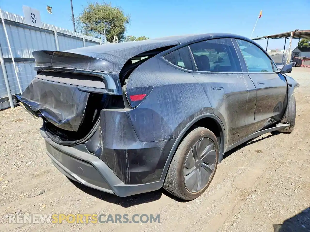 3 Photograph of a damaged car 7SAYGDED3TF446959 TESLA MODEL Y 2026